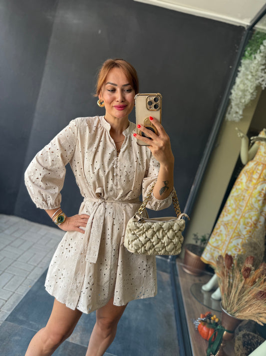 Ateks Lazer Kesim Bej Elbise