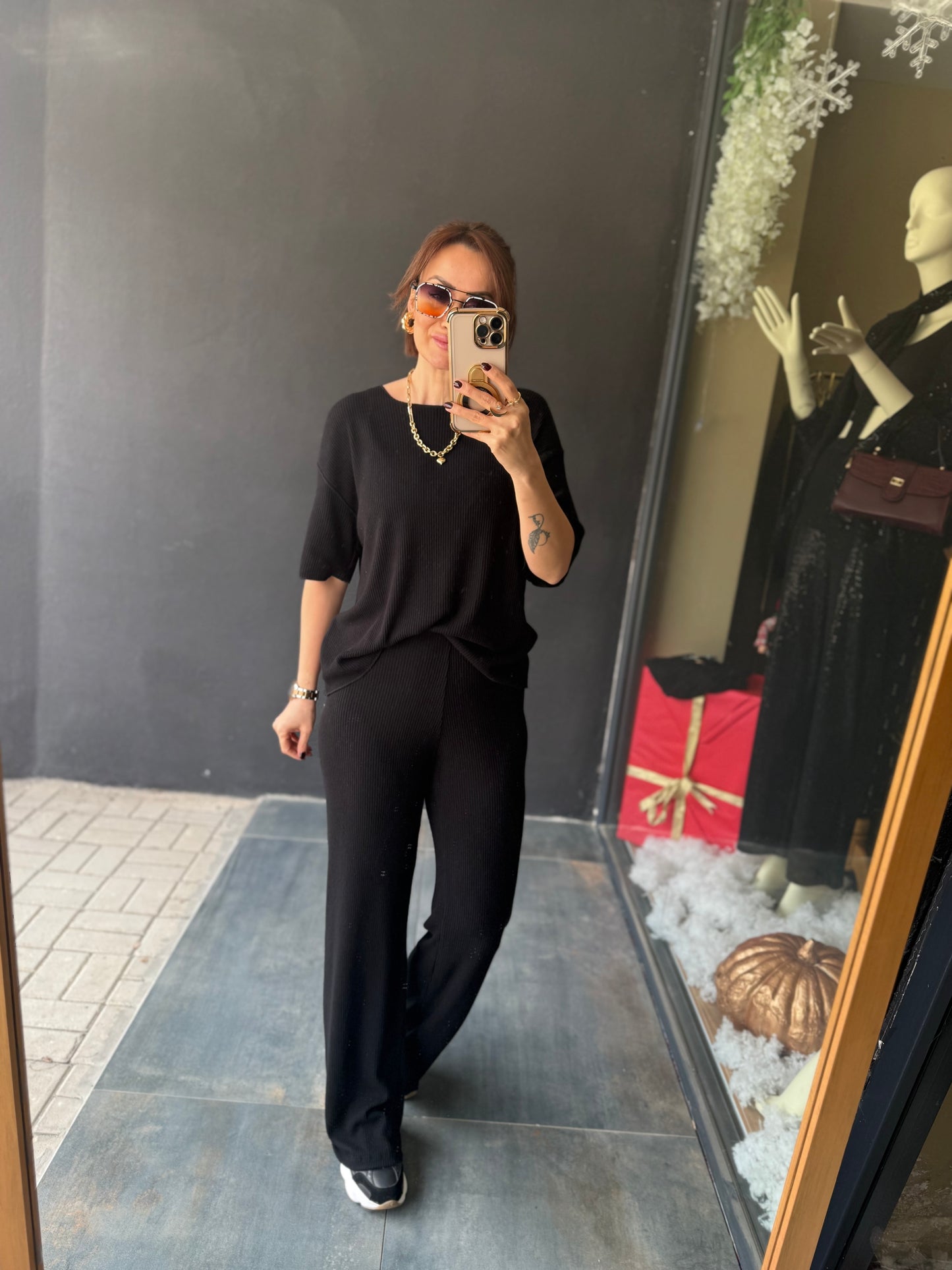 The Secret Siyah Fitilli Takım