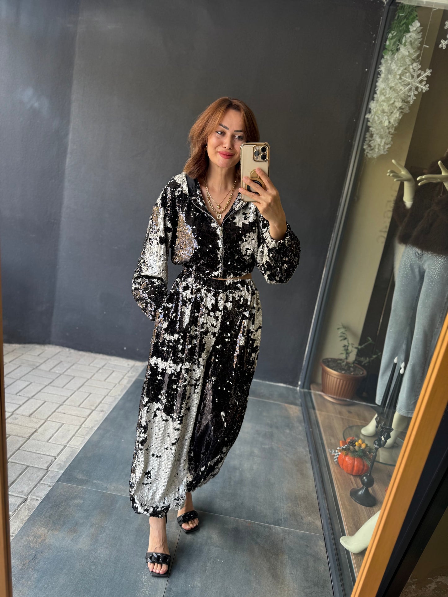 Kanty Siyah Pullu Takım