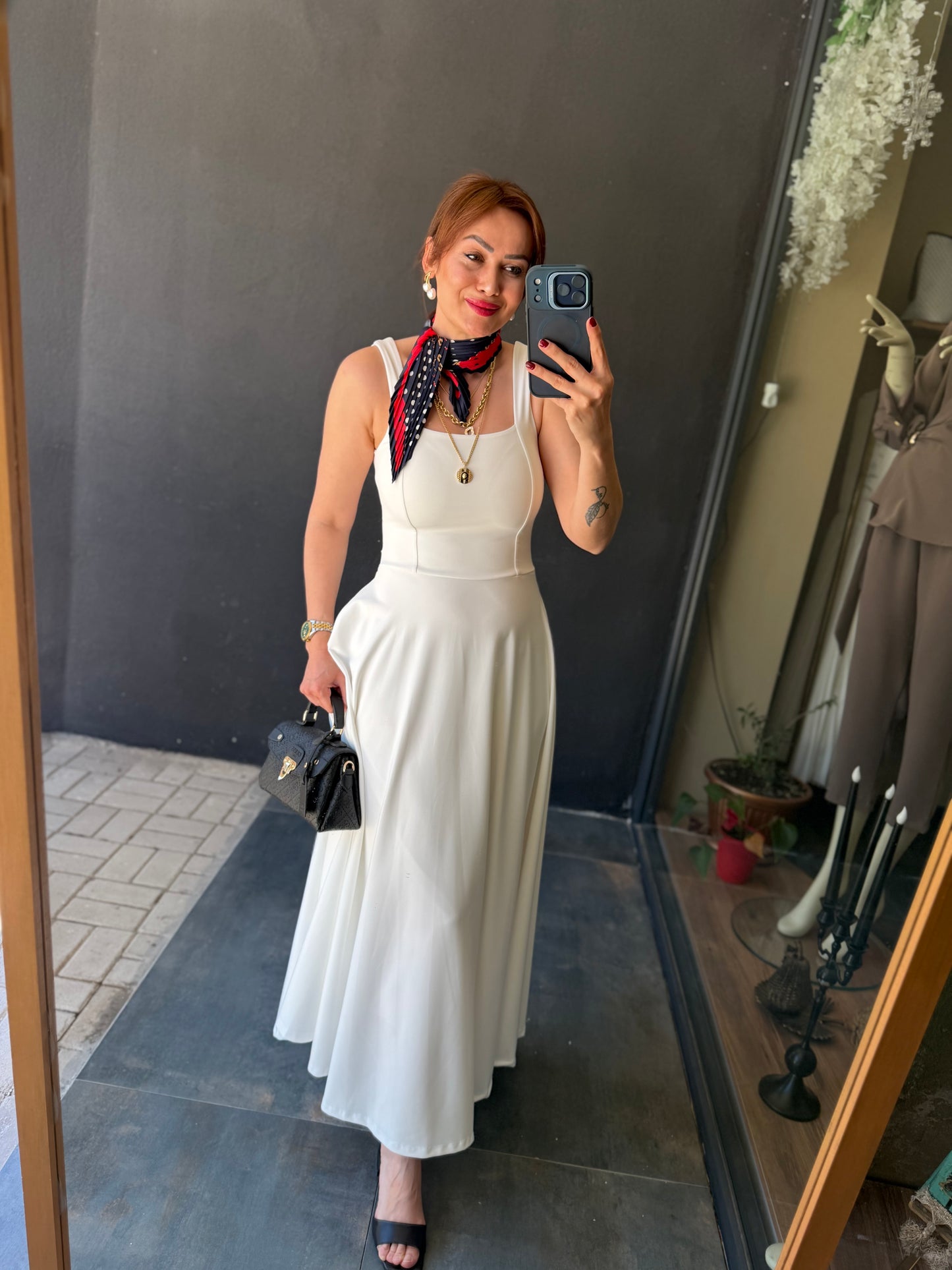 Mathilda Beyaz Midi Elbise