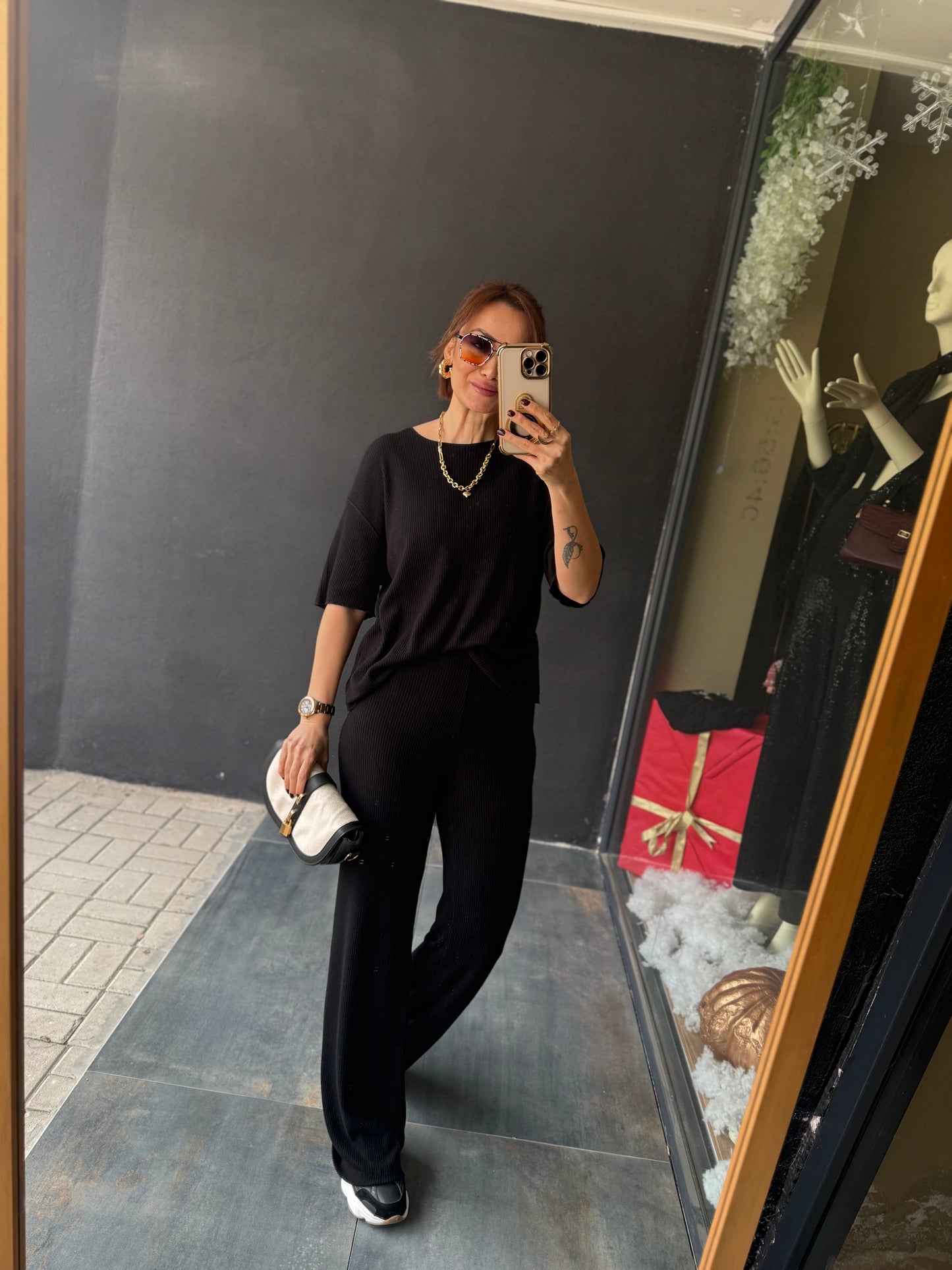 The Secret Siyah Fitilli Takım