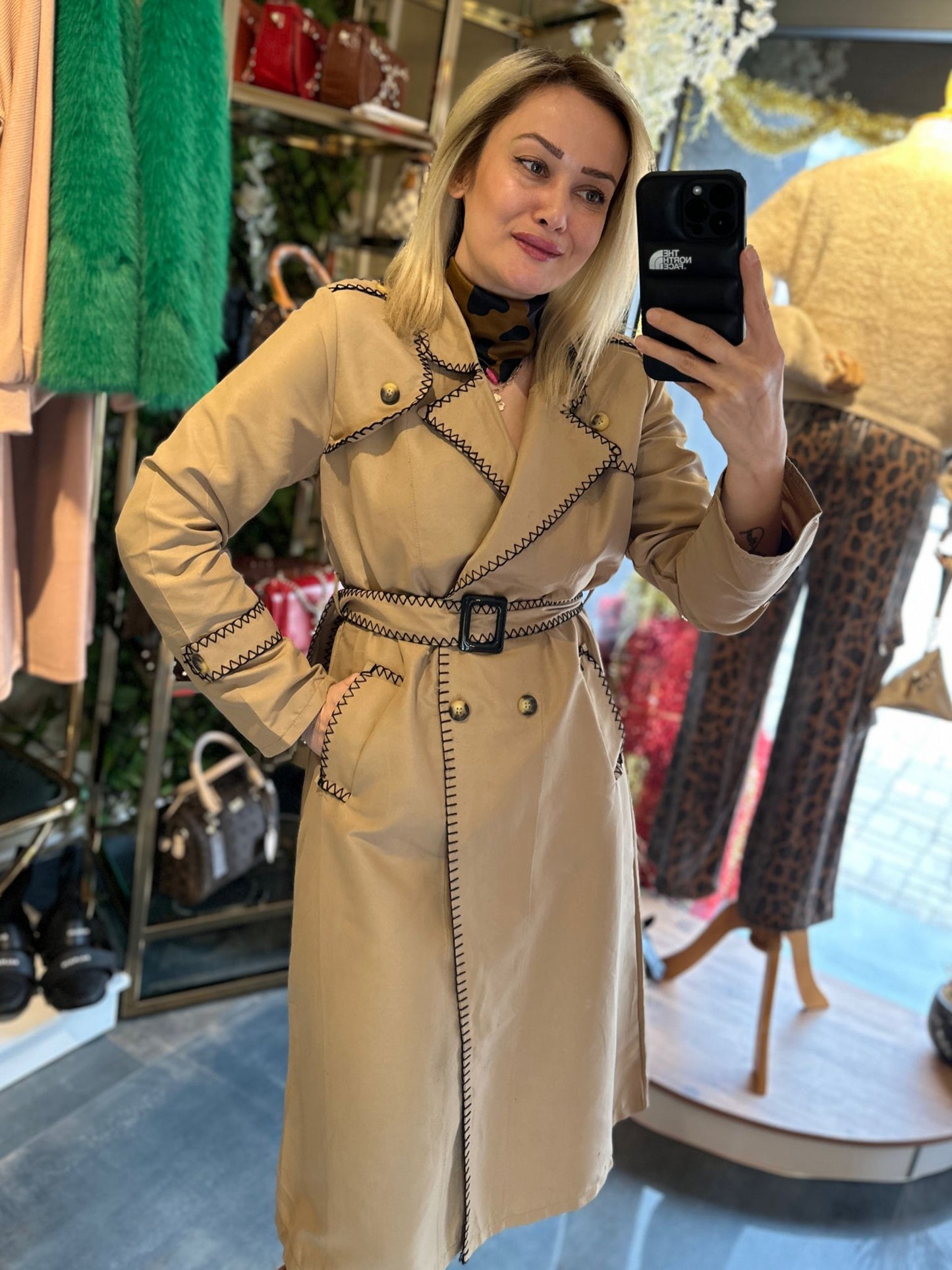 Tablo Krem Kemerli Trenchcoat