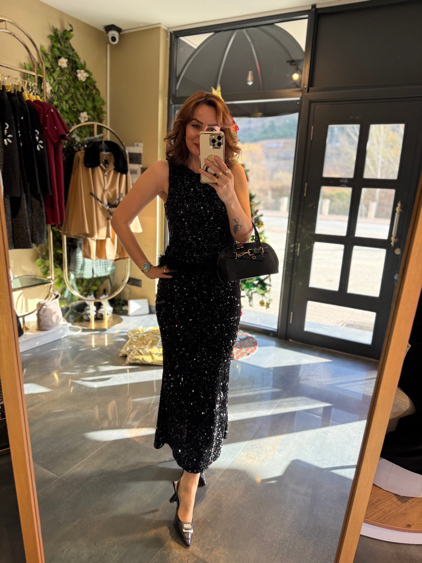 Nira Siyah Pullu Etek & Bluz Takım