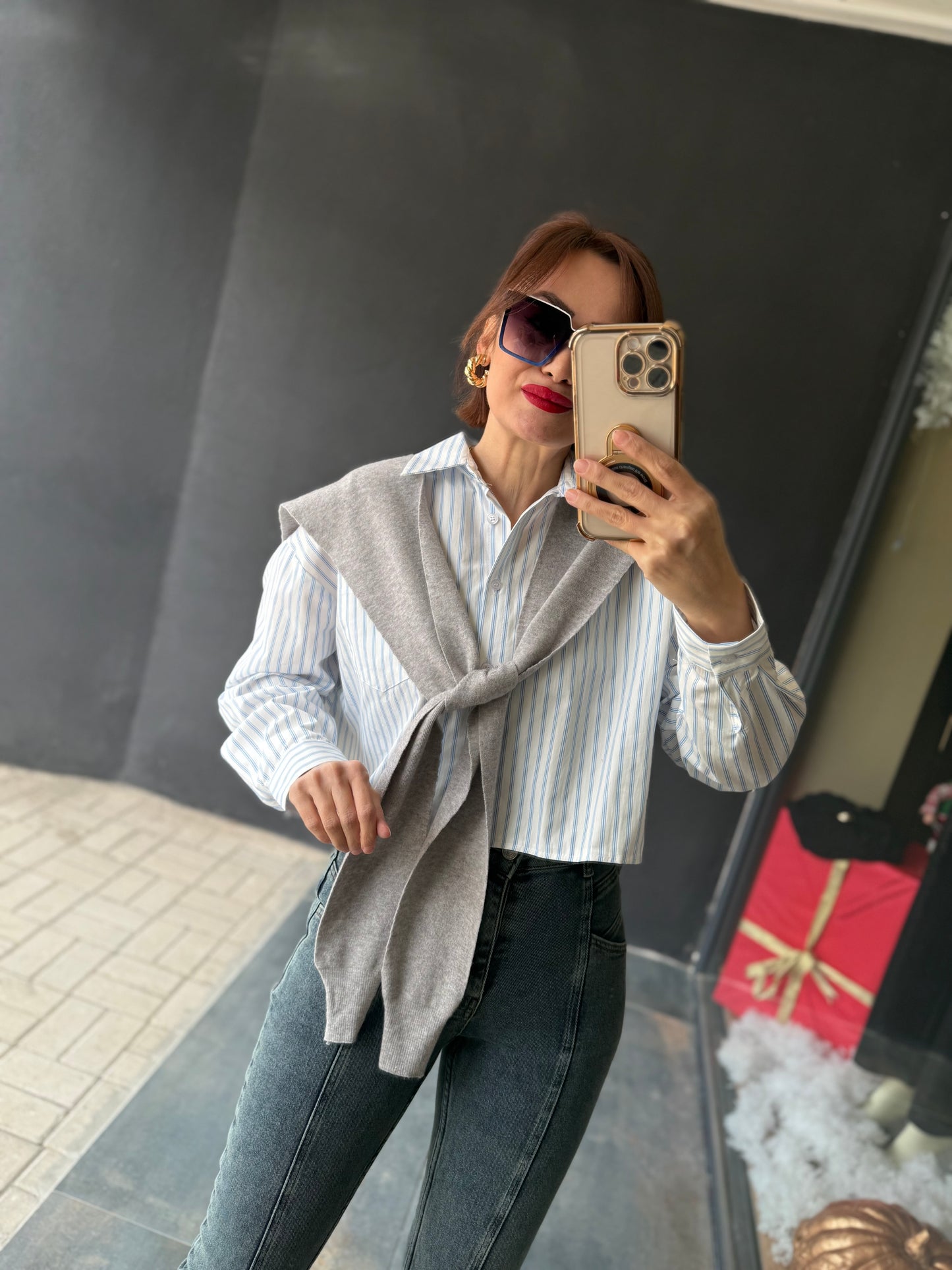 Robin Şal Detaylı Mavi Gömlek