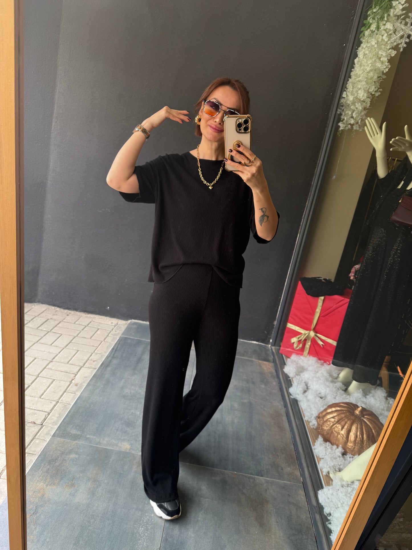 The Secret Siyah Fitilli Takım