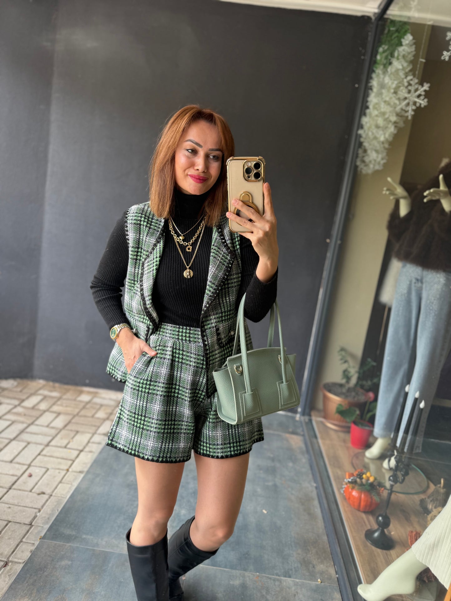 Dumra Yeşil Tuvid Yelek & Şort Takım