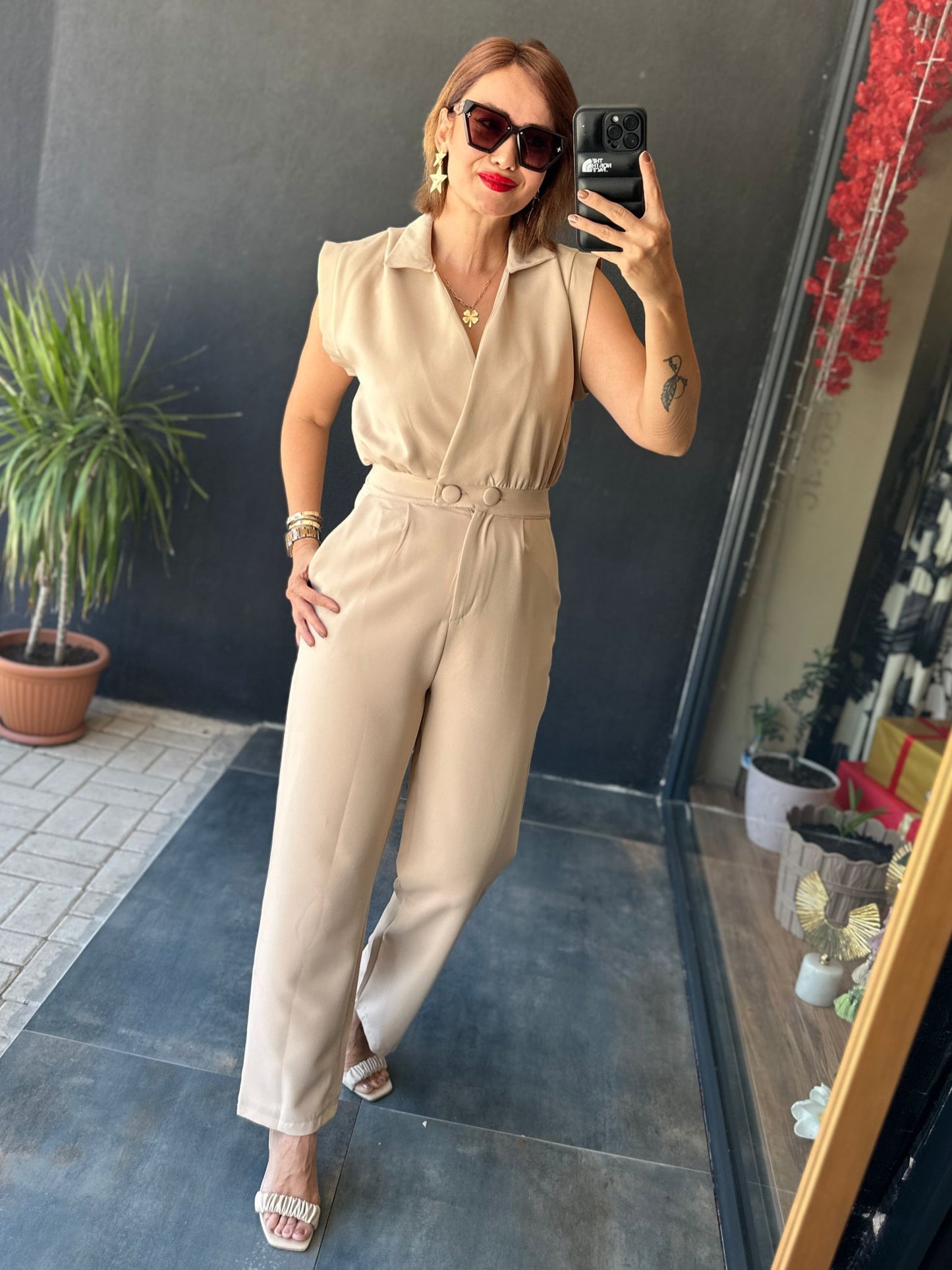 Deci Toprak Krep Düğmeli Tulum