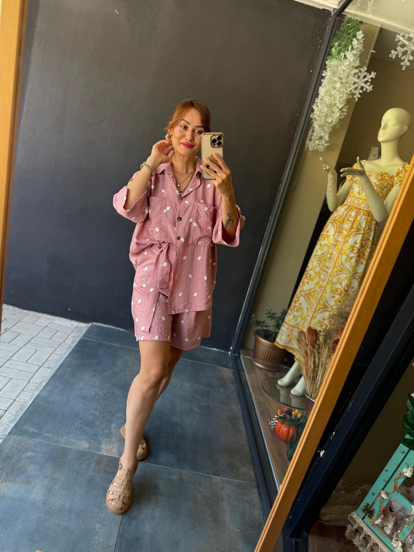 Astra Pembe Şort & Gömlek Takım