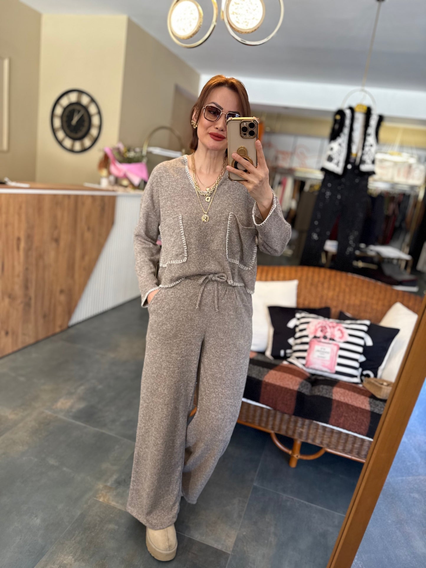 Eleni Yumoş Bej Takım