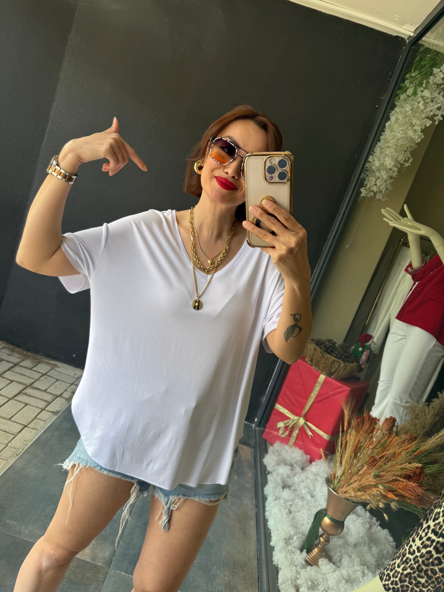 The Secret Beyaz Yuvarlak Yaka Basic