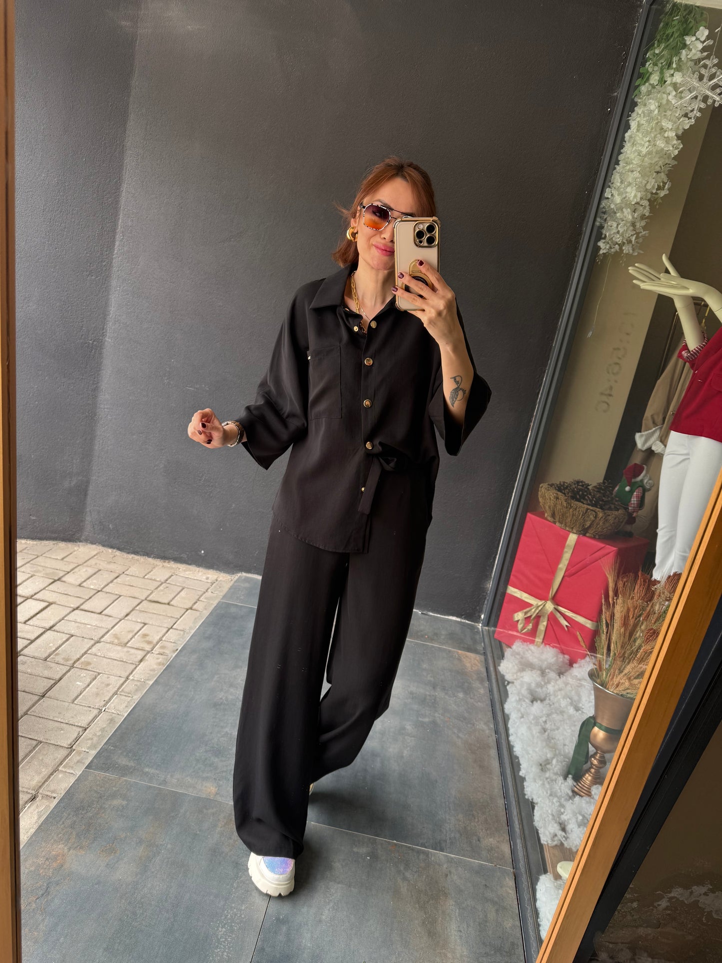 Kate Tensel Siyah Takım