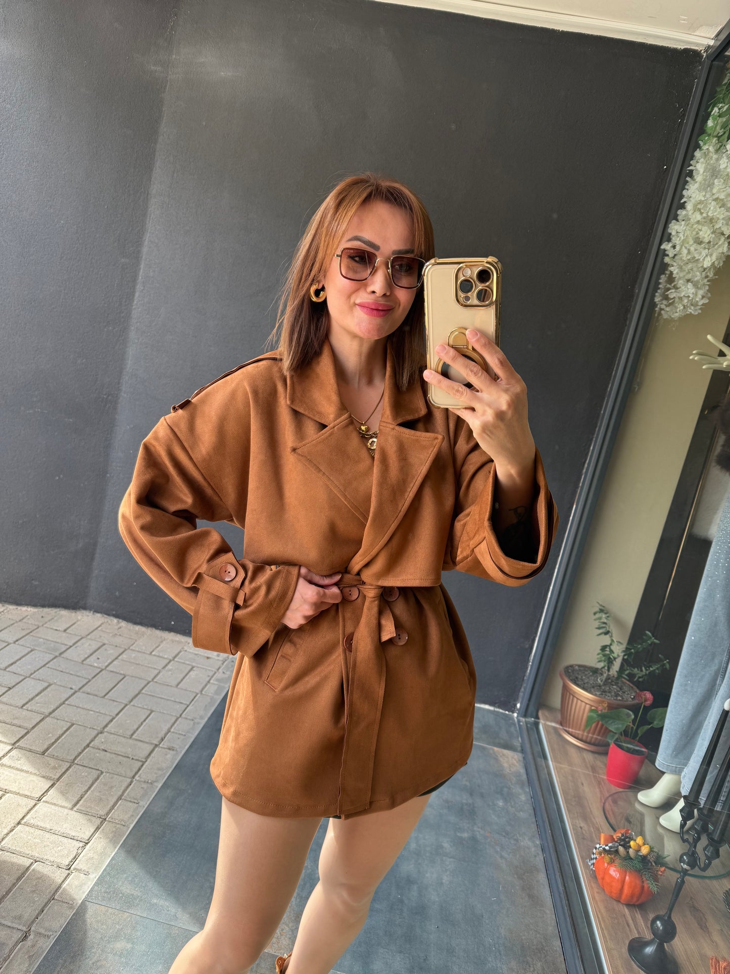 Table Tarçın Trenchcoat