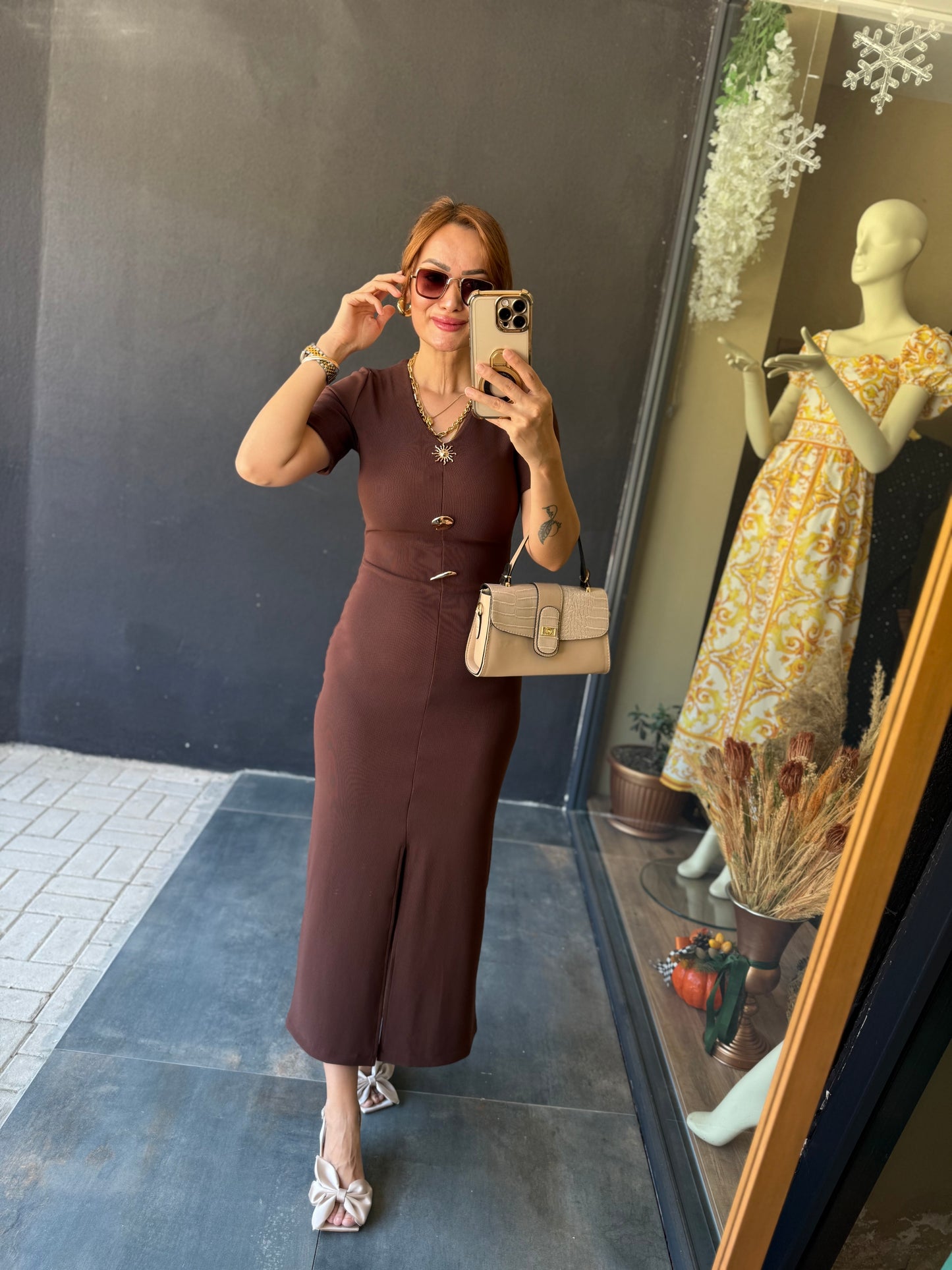 Henna Düğmeli Kısa Kol Kahve Kalem Elbise