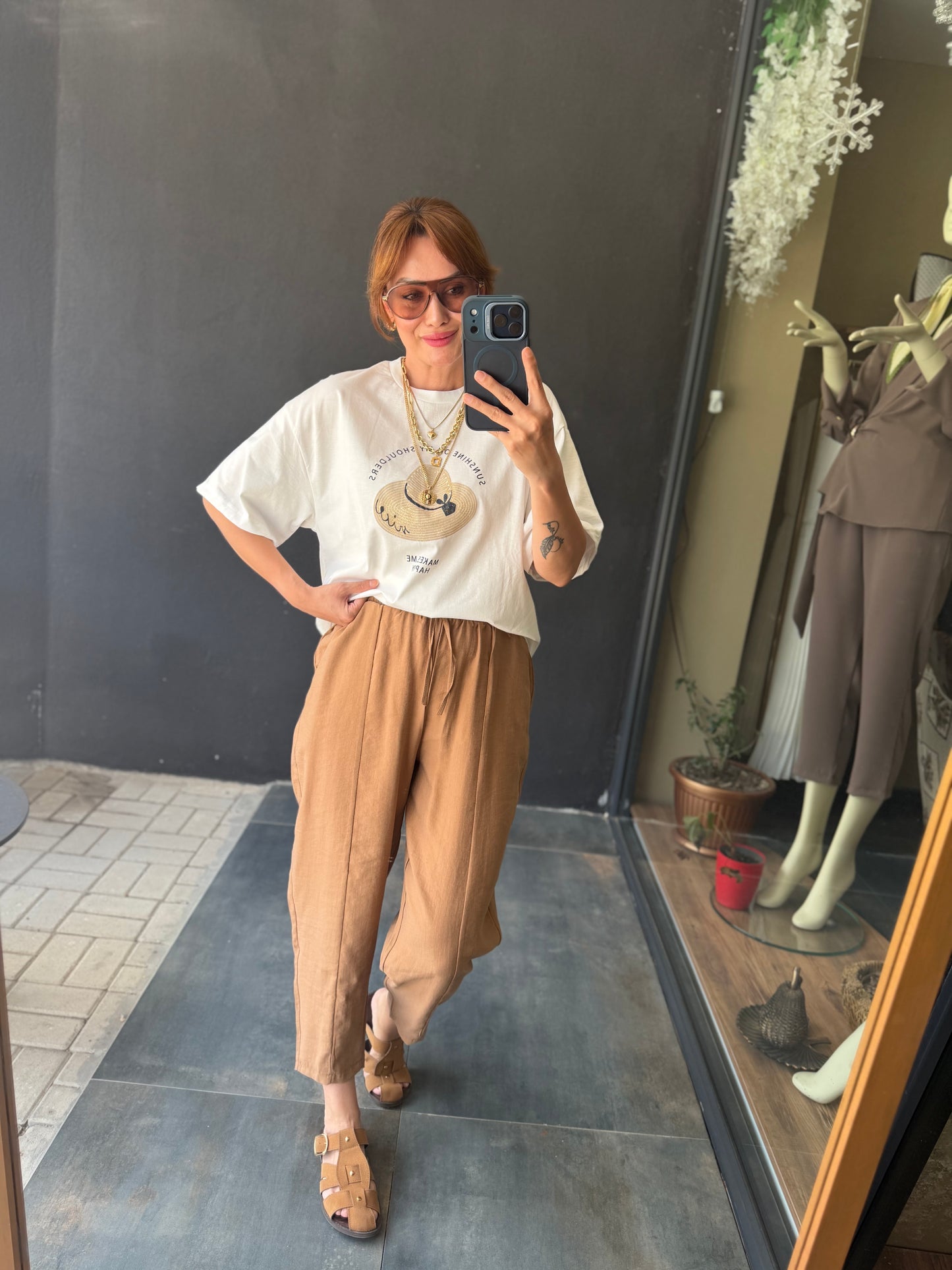 Camel Tensel Havuç Pantolon & T-Shirt Kombin