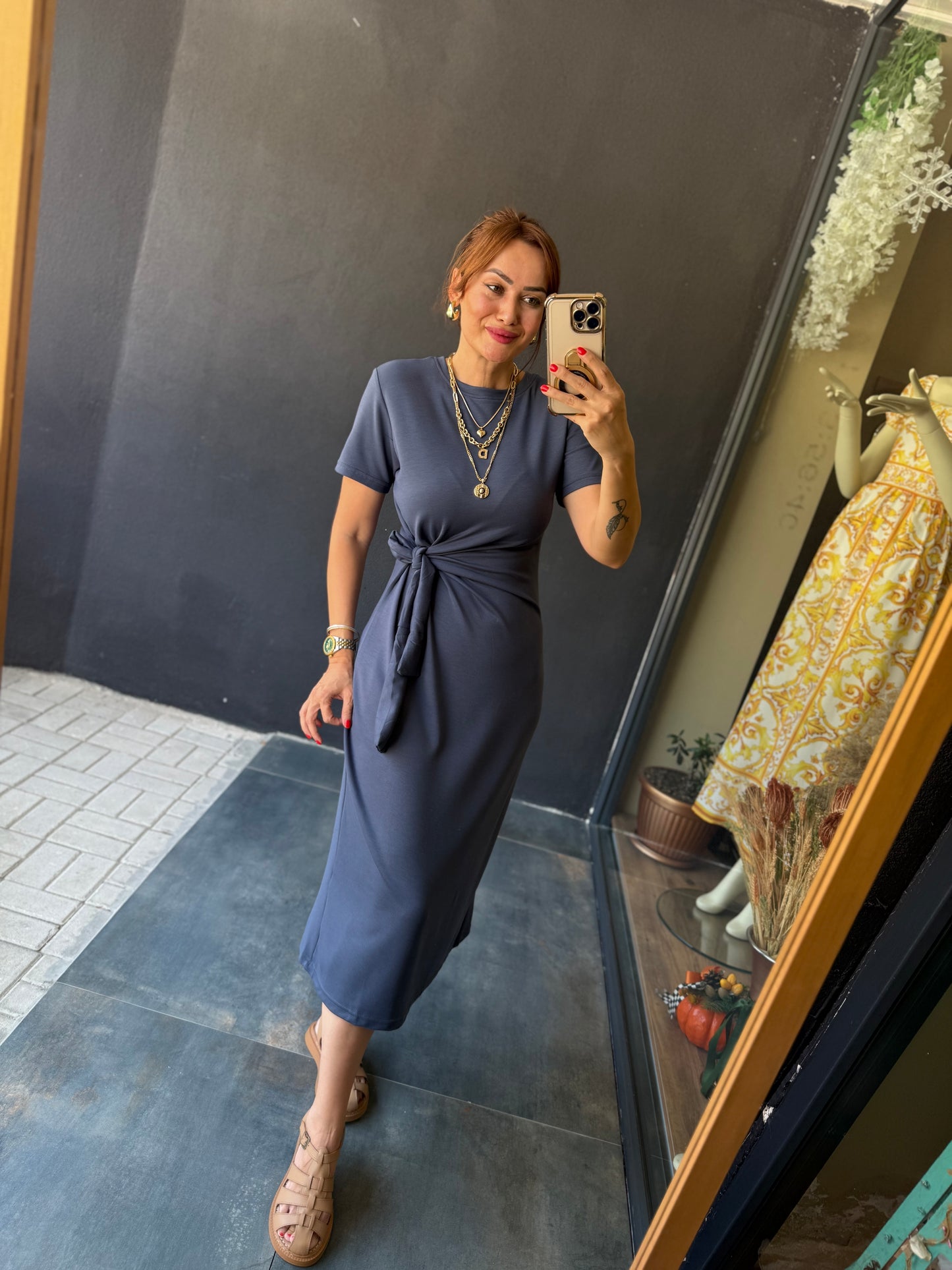 Fragman Modal Gri Kuşaklı Elbise