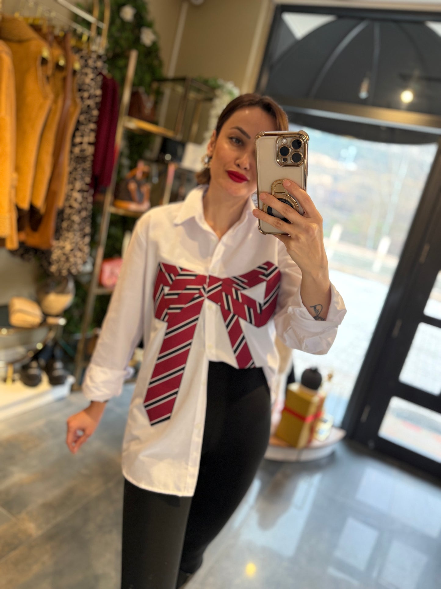 Meky Kurdele Beyaz Gömlek