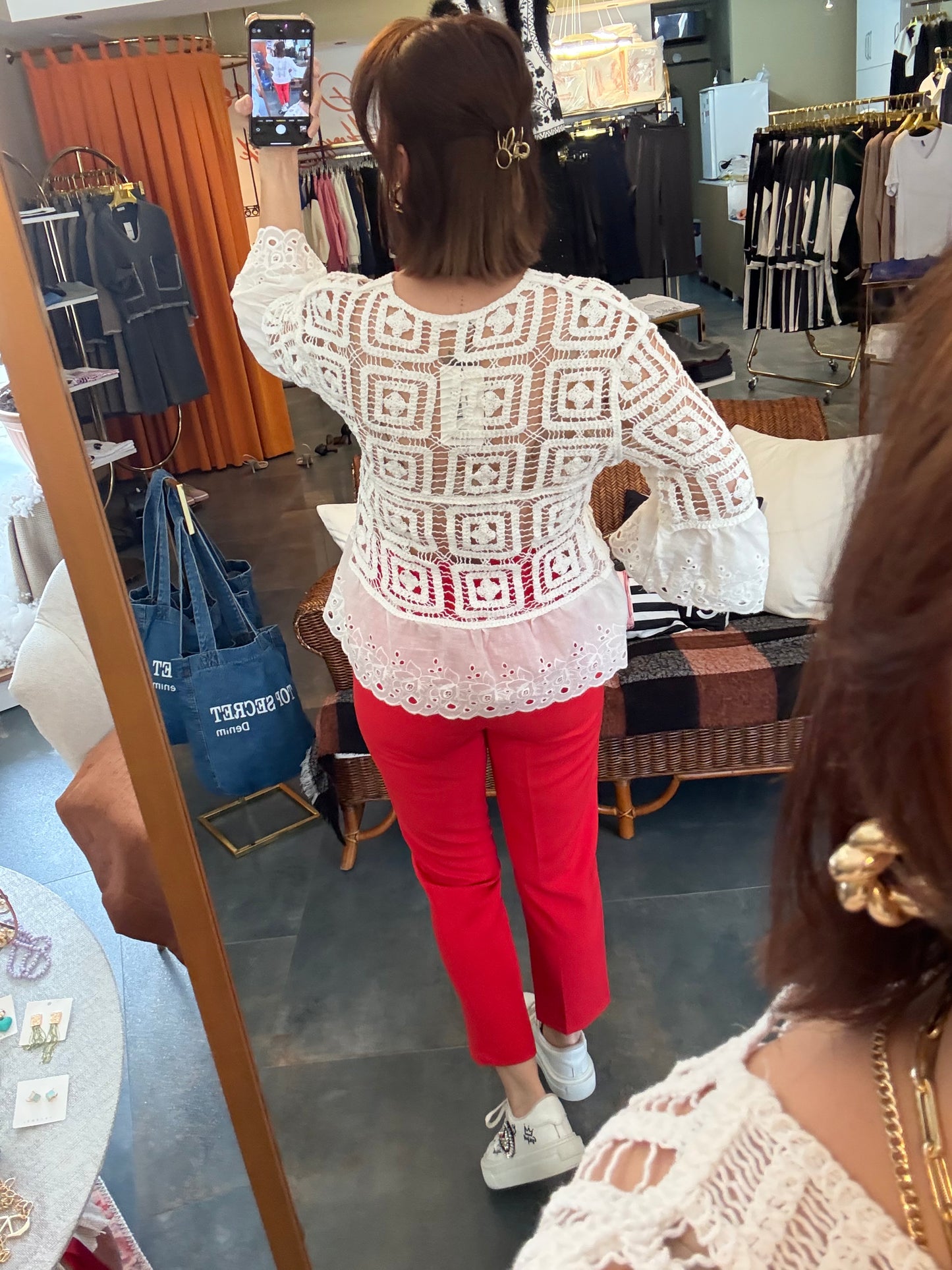 She Kırmızı Pensli Pantolon