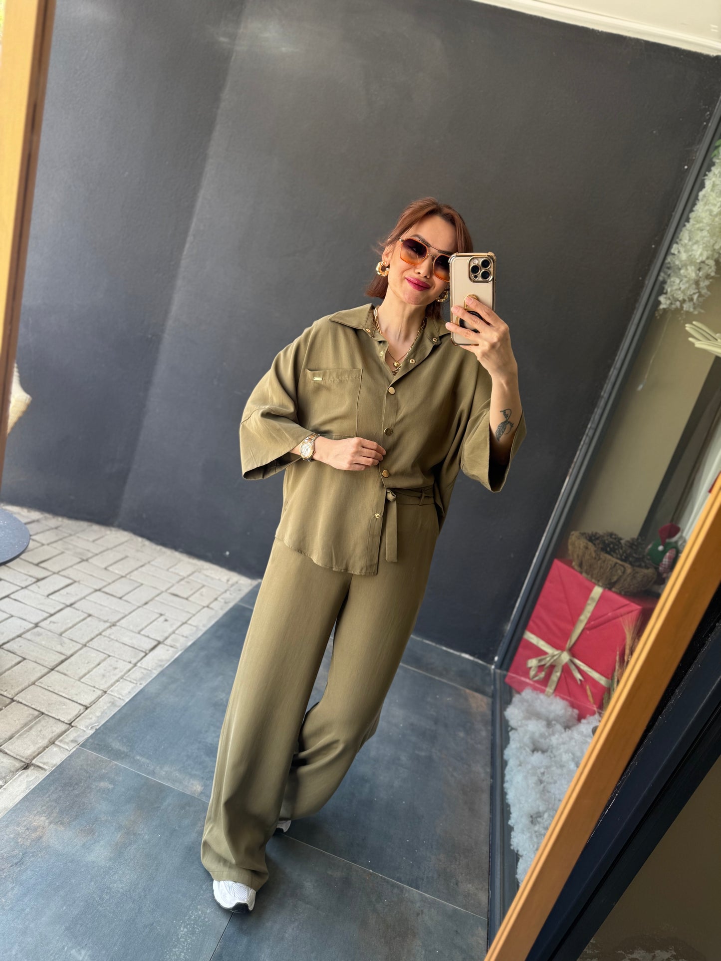 Kate Tensel Haki Takım