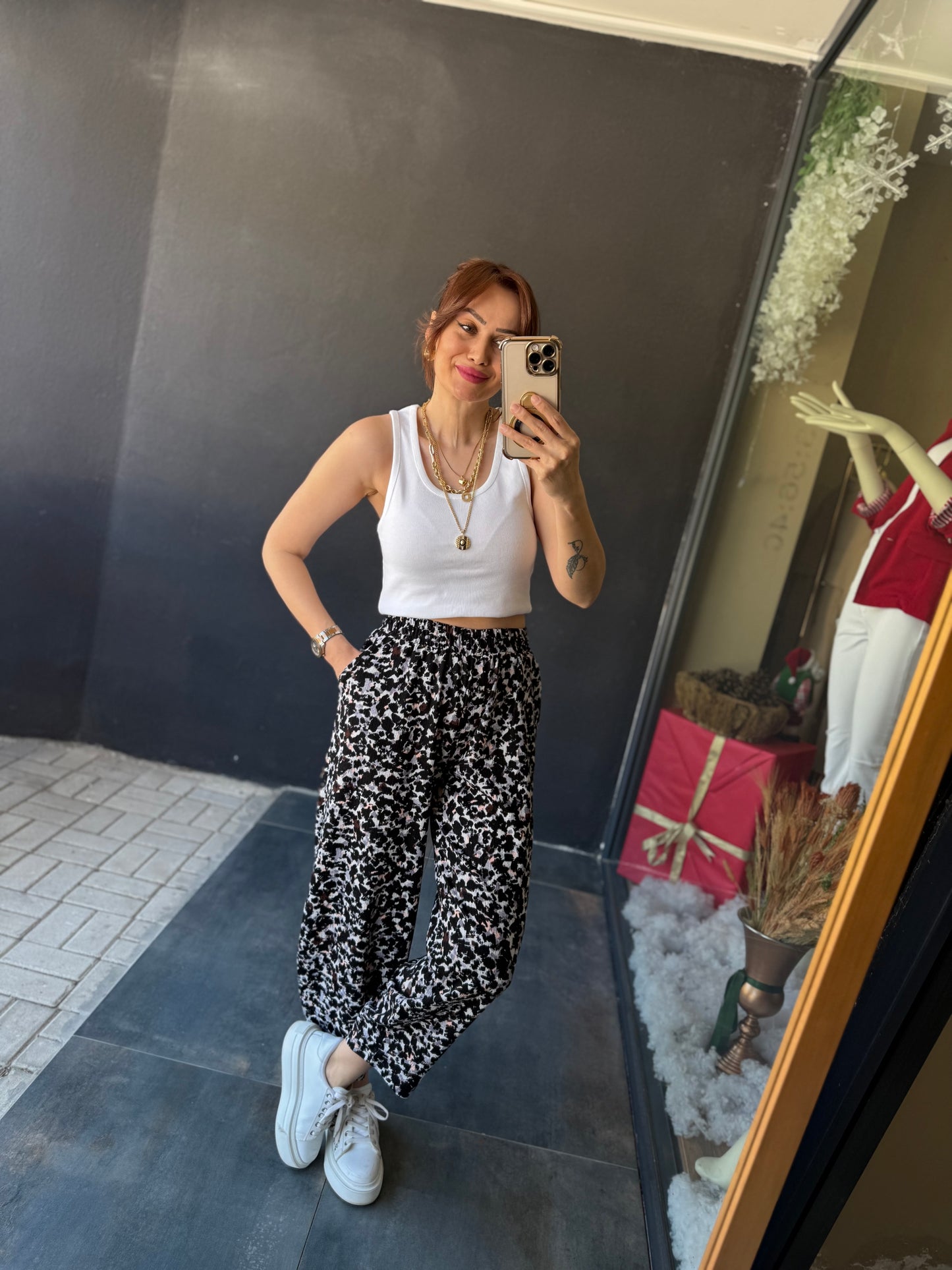 Dina Desenli Müslin Pantolon 3