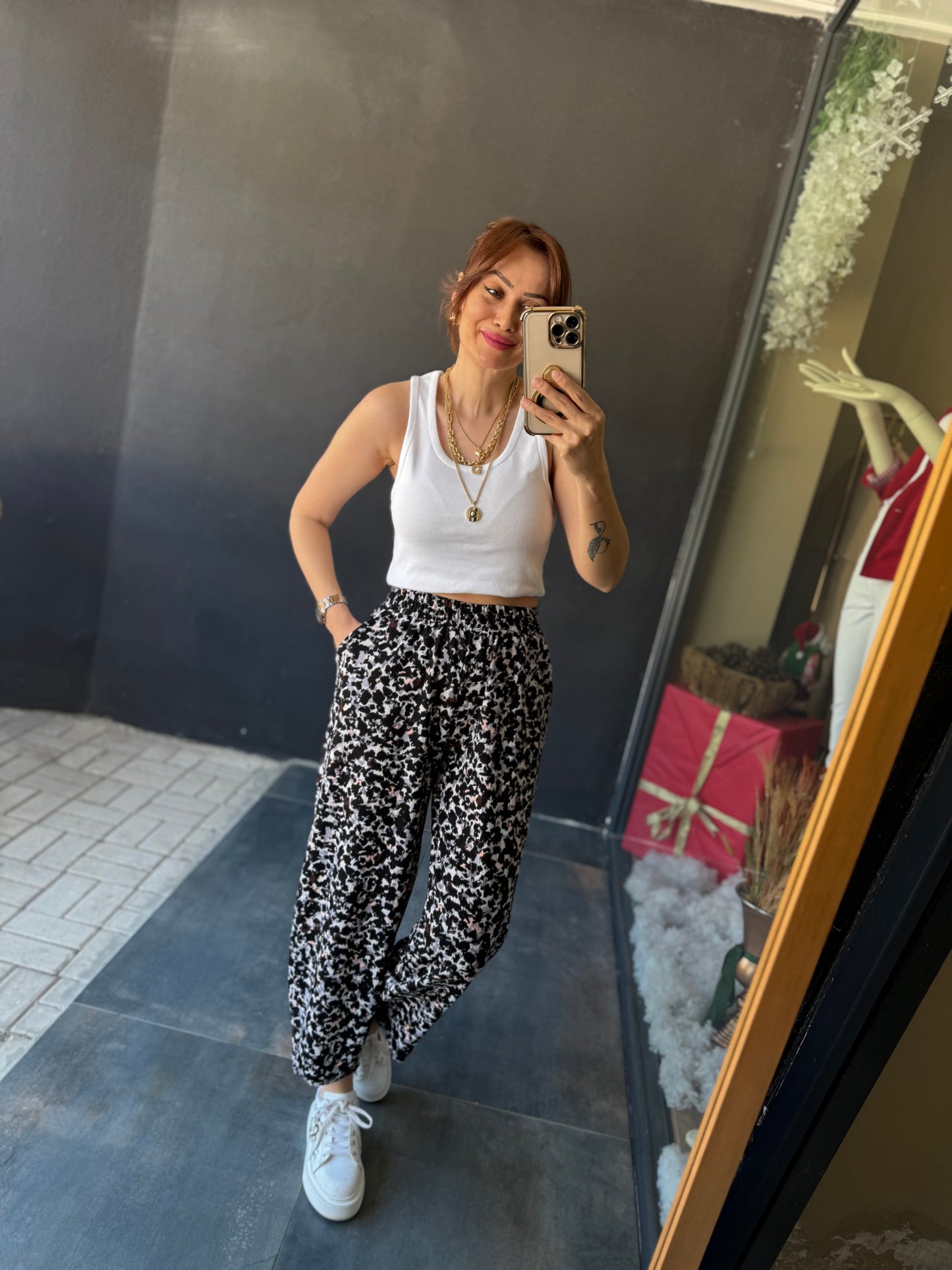 Dina Desenli Müslin Pantolon 3