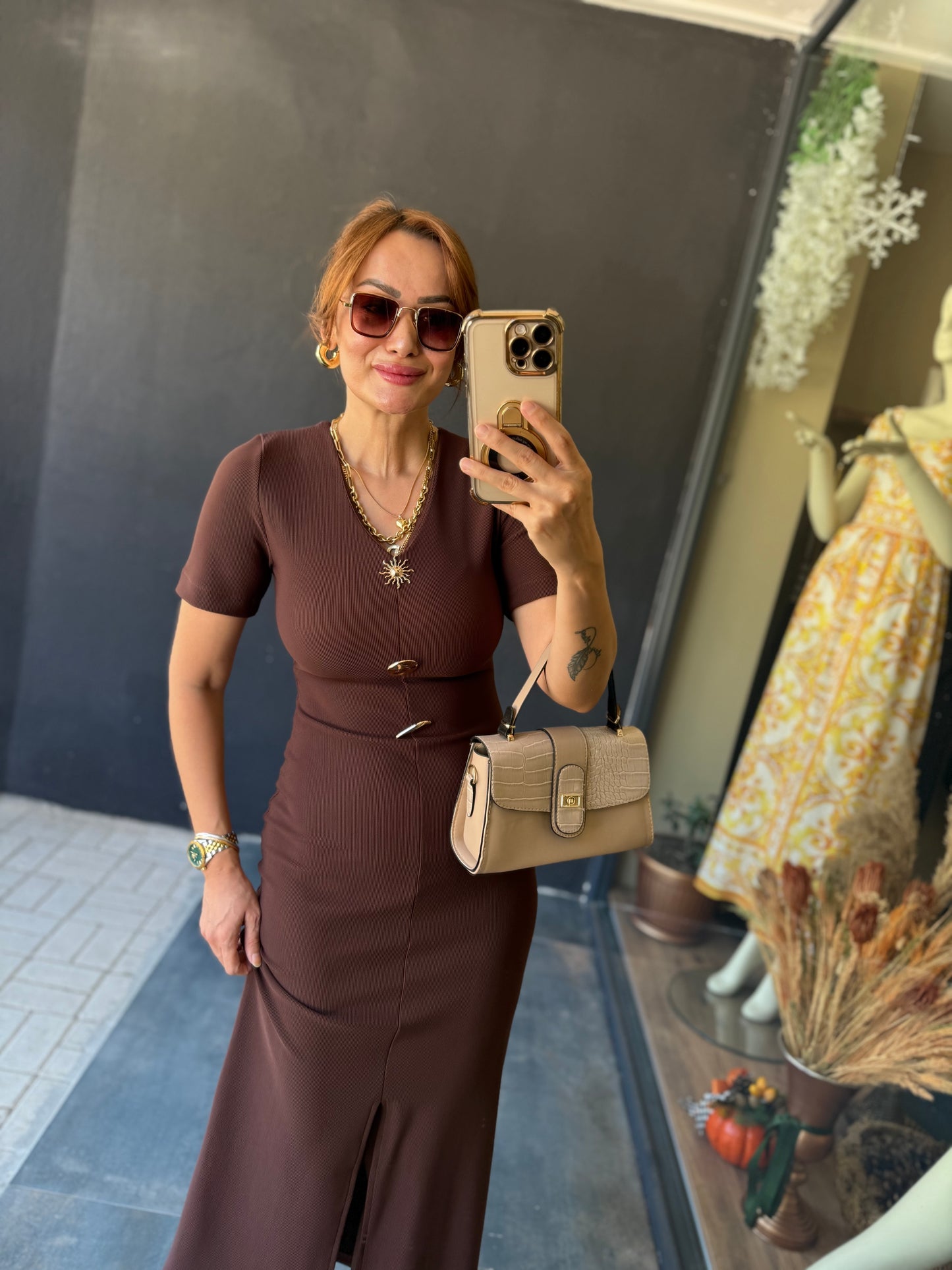 Henna Düğmeli Kısa Kol Kahve Kalem Elbise