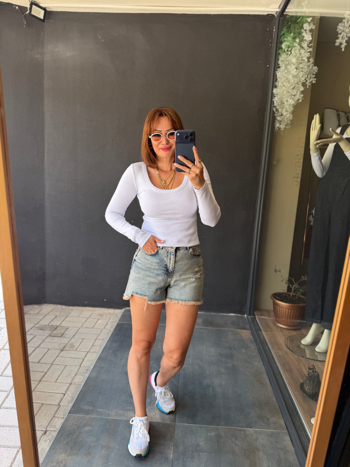 Norevia Beyaz U Yaka Body