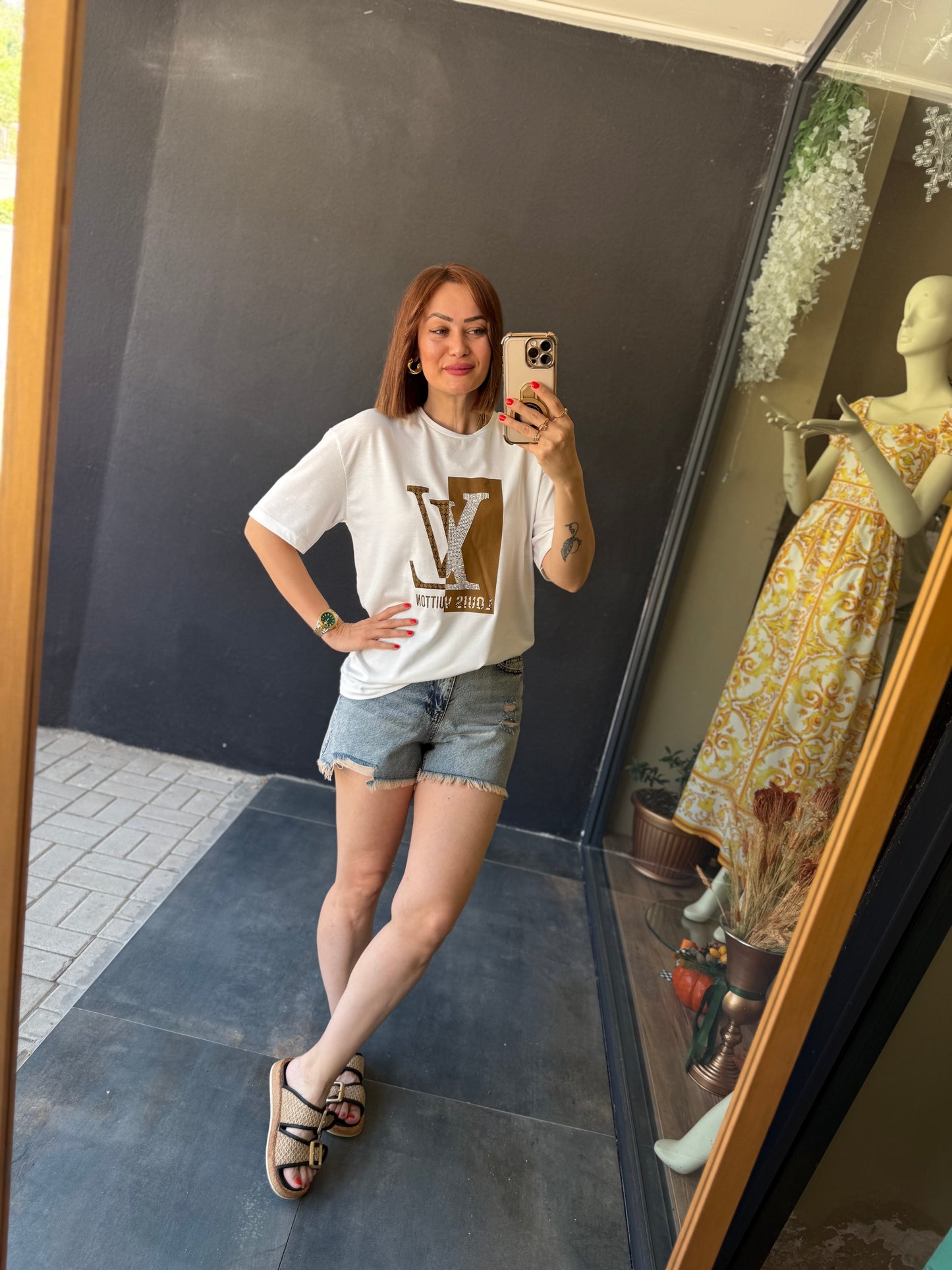 Bısou Lv Kahve Desenli T-Shirt