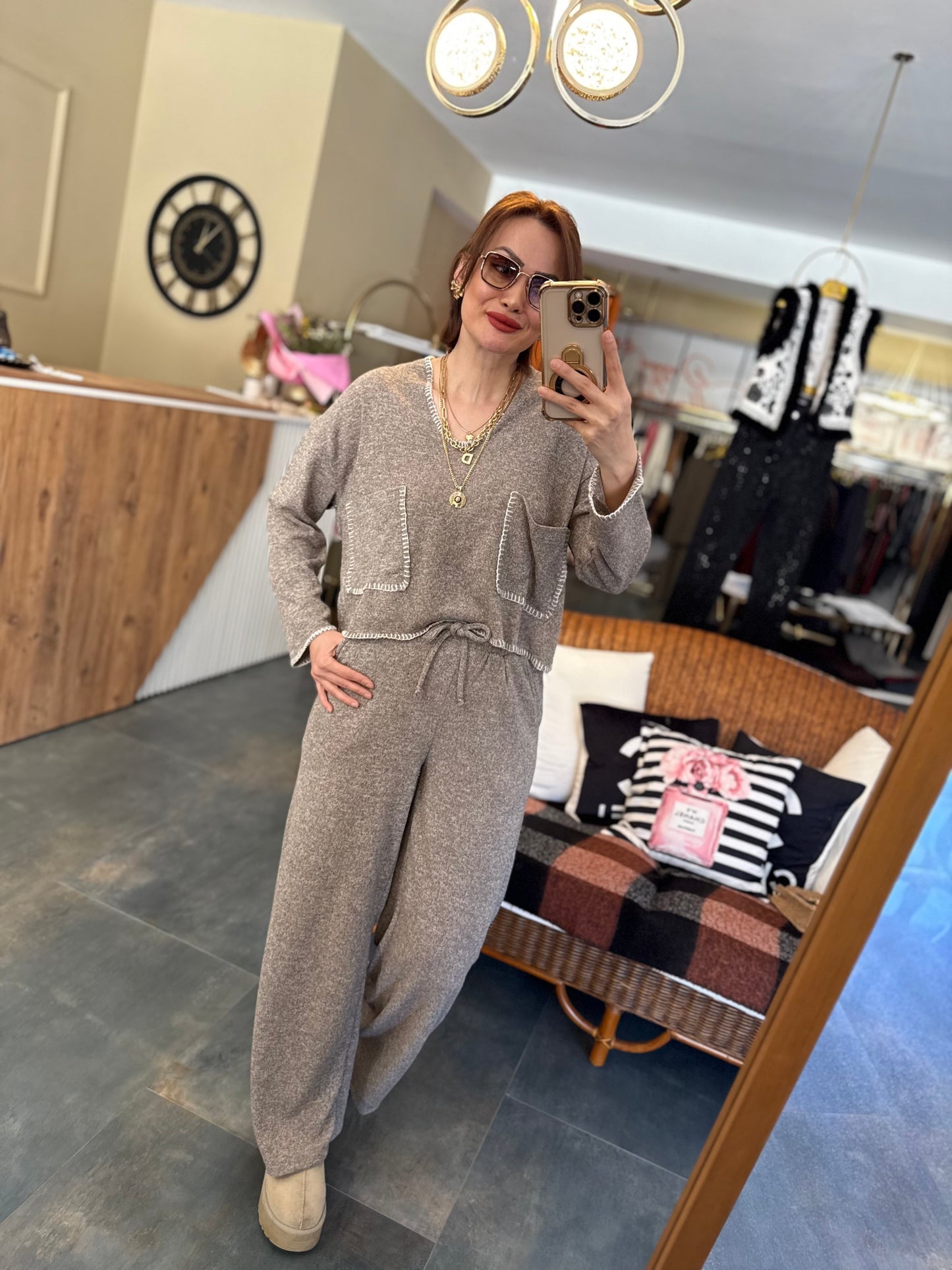 Eleni Yumoş Bej Takım