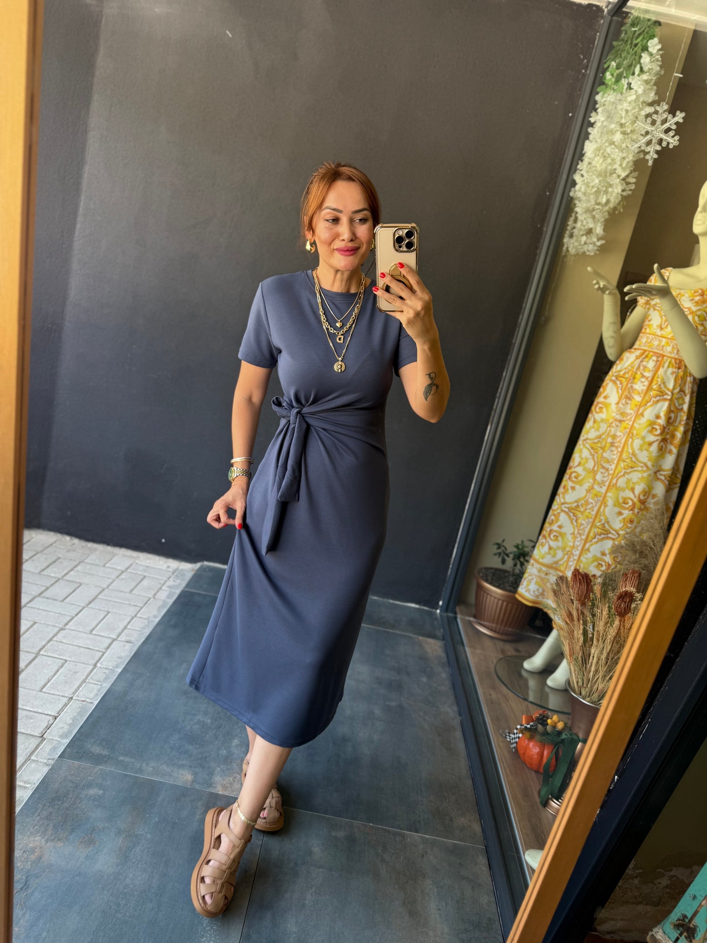 Fragman Modal Gri Kuşaklı Elbise