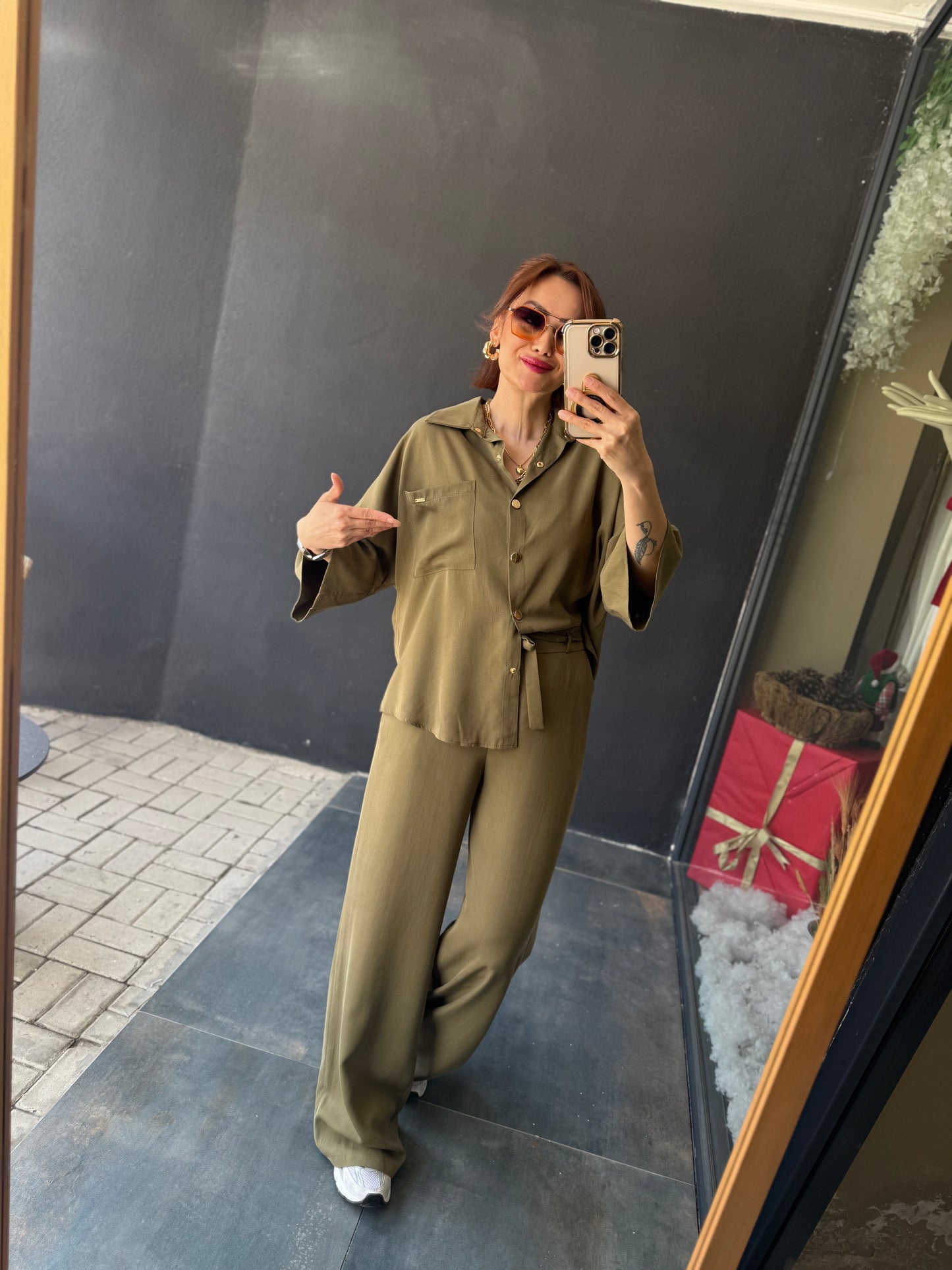 Kate Tensel Haki Takım