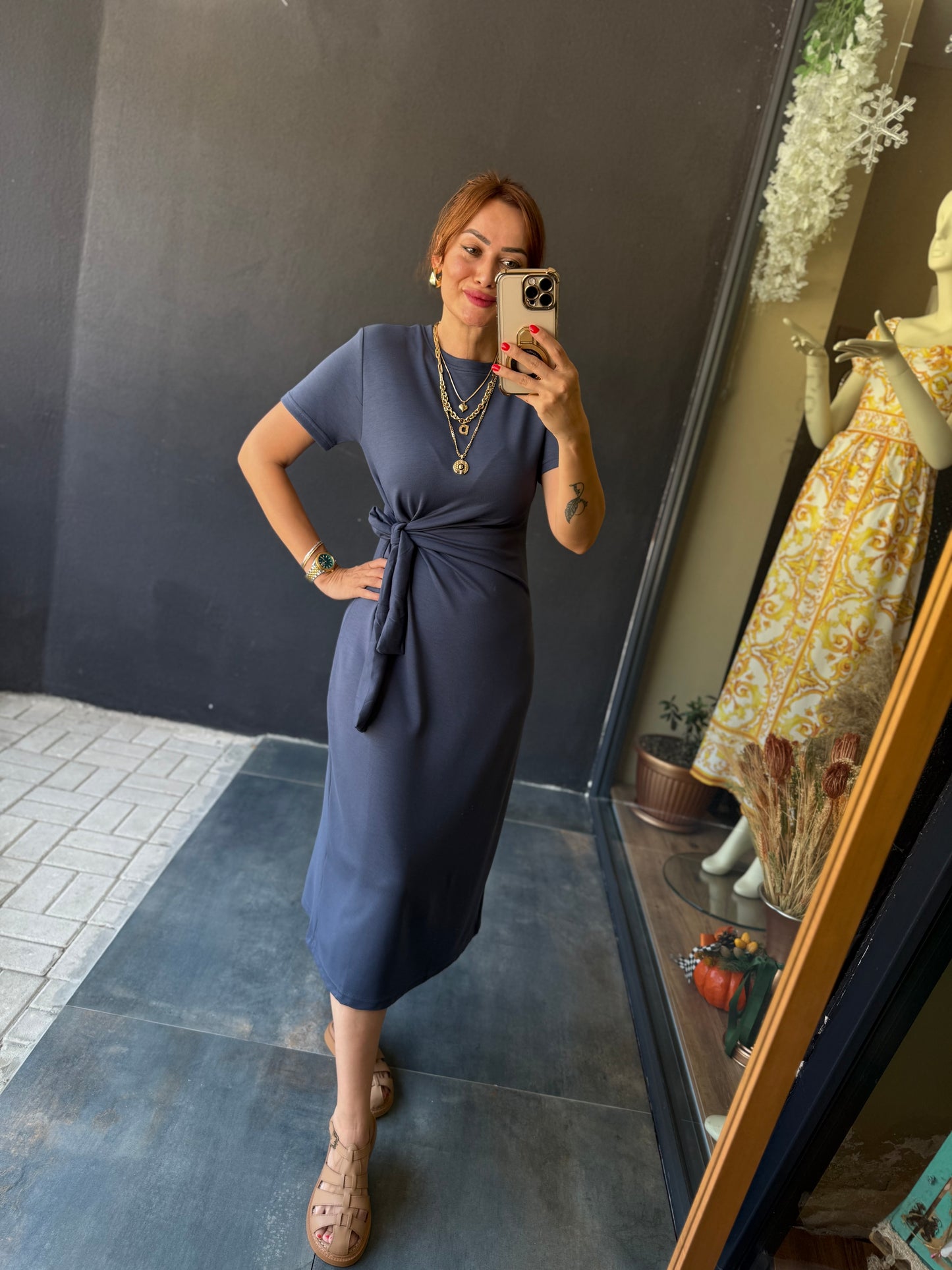 Fragman Modal Gri Kuşaklı Elbise