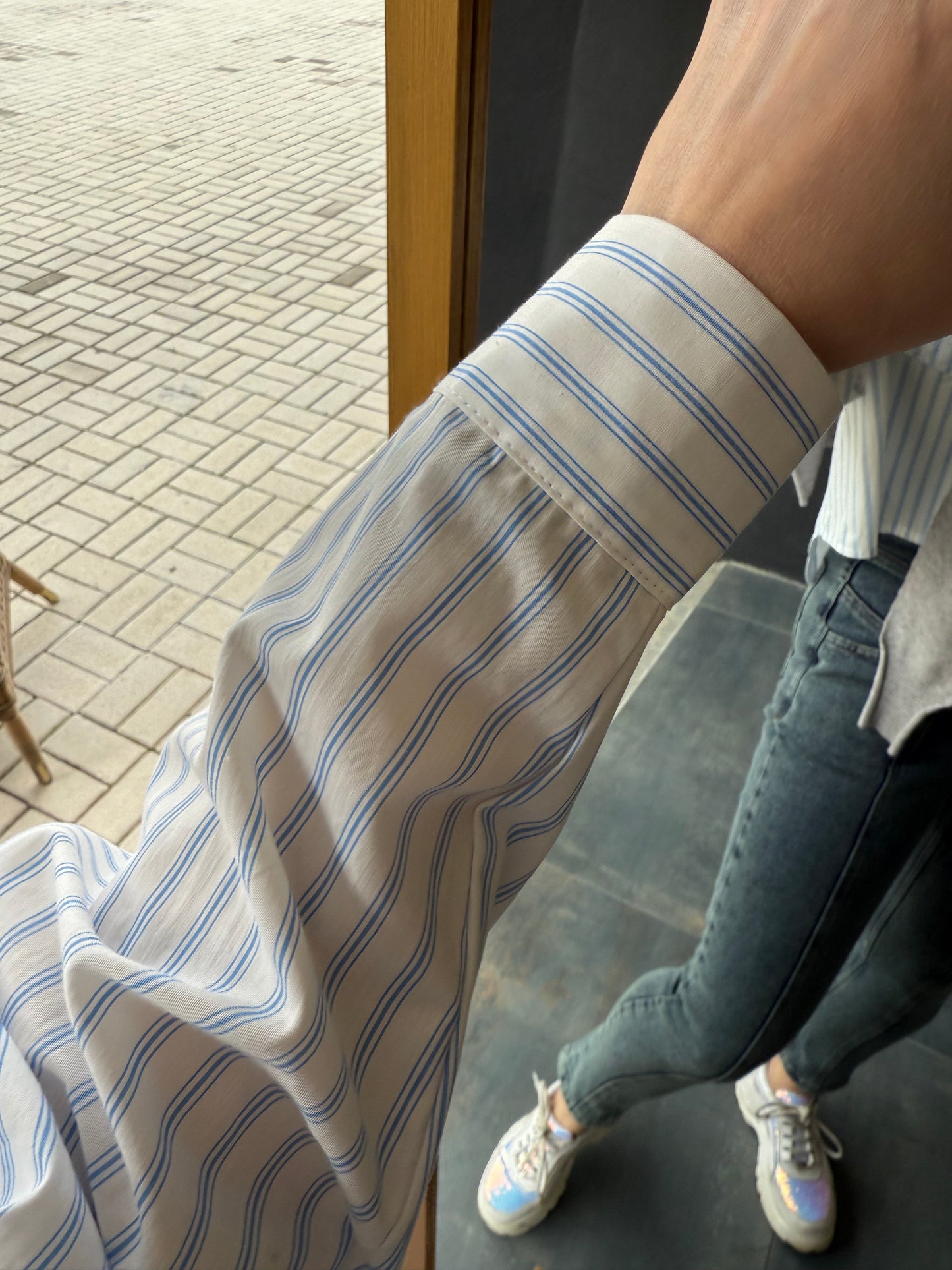 Robin Şal Detaylı Mavi Gömlek