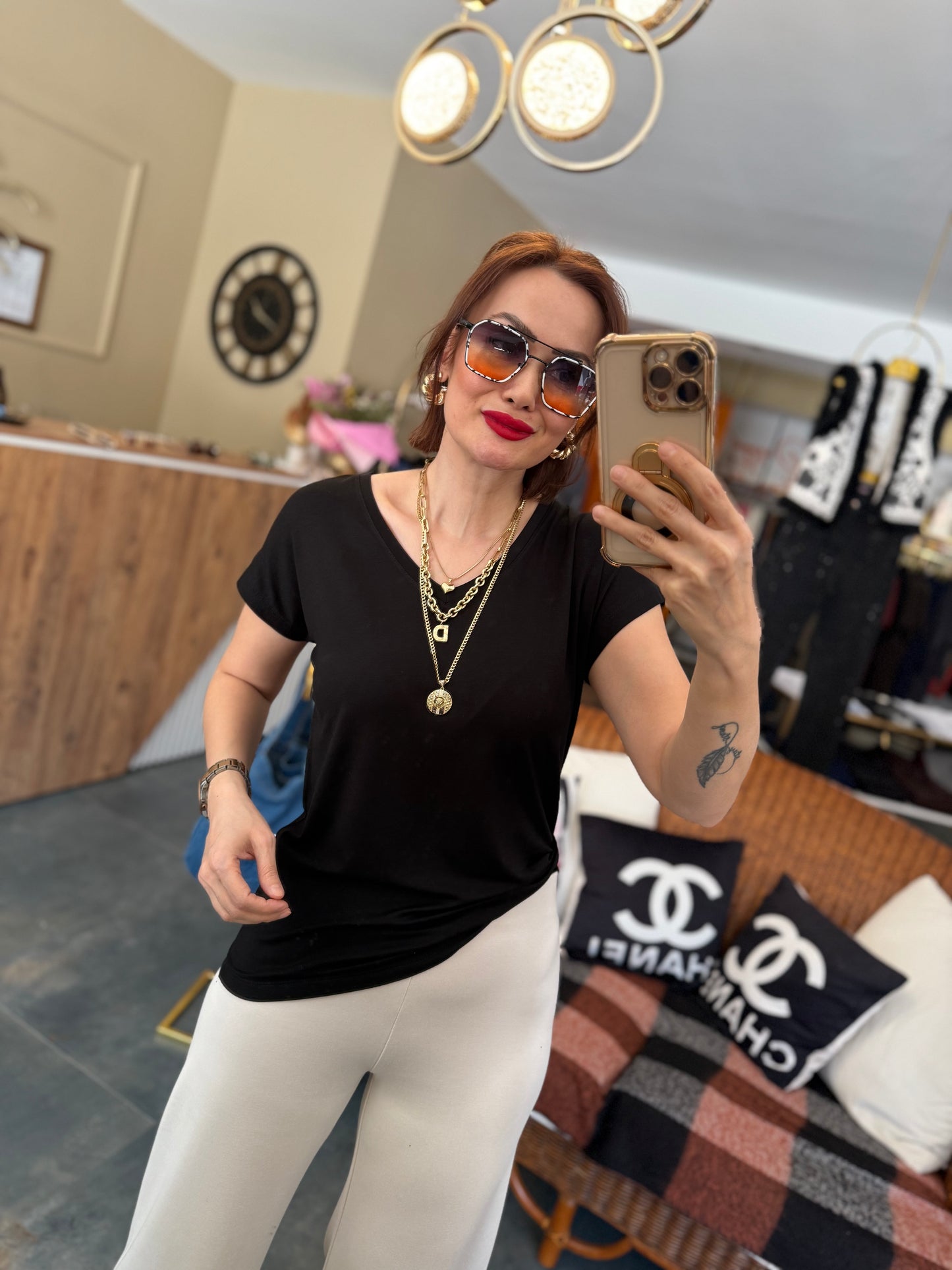 The Secret Siyah Basic T-Shirt