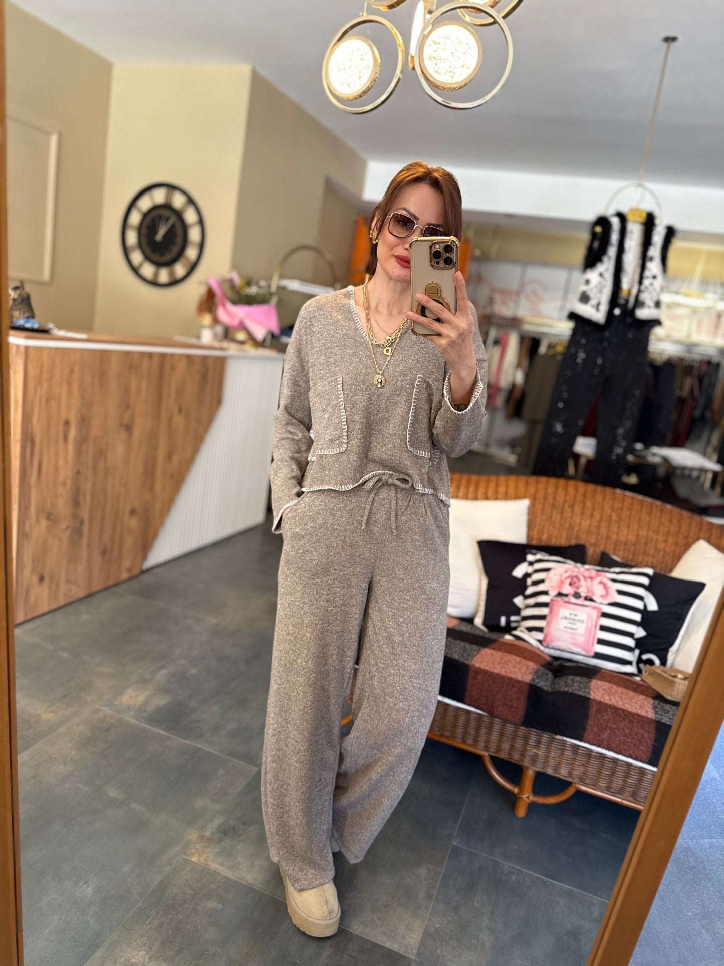 Eleni Yumoş Bej Takım