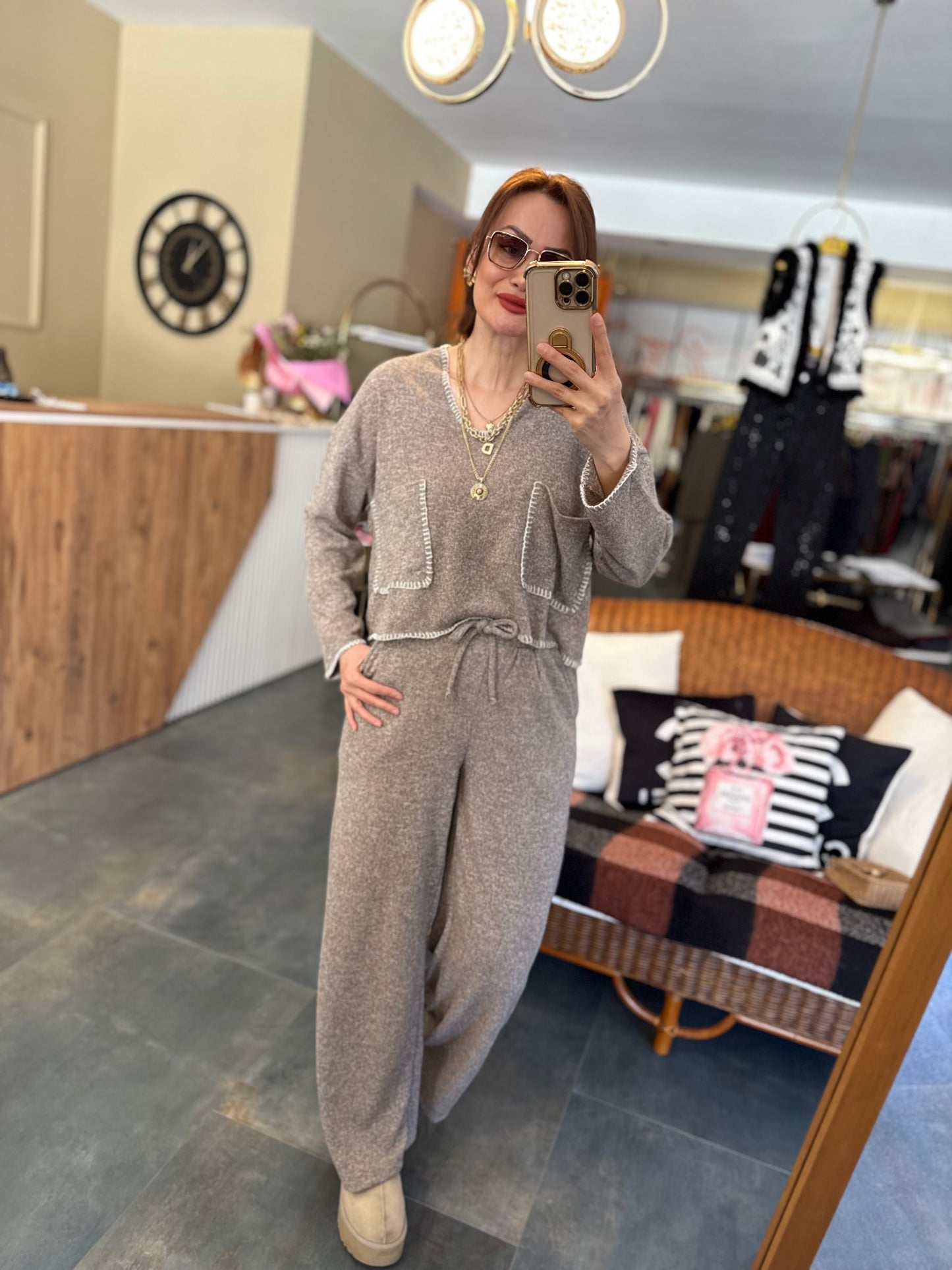 Eleni Yumoş Bej Takım