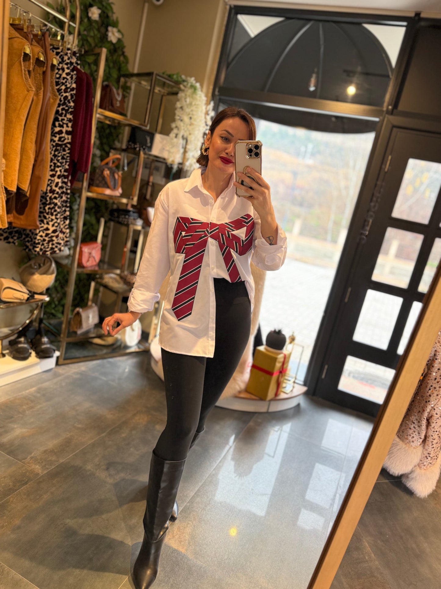 Meky Kurdele Beyaz Gömlek