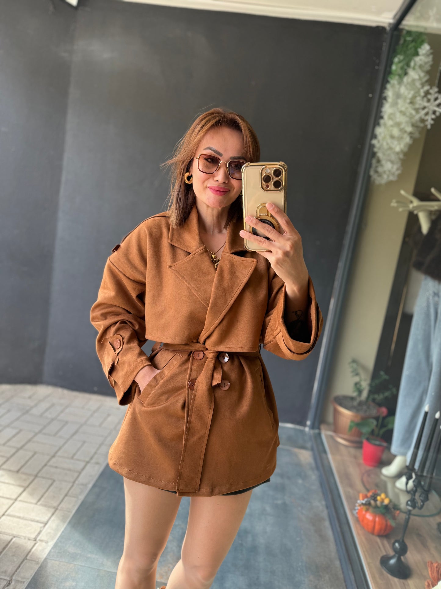 Table Tarçın Trenchcoat