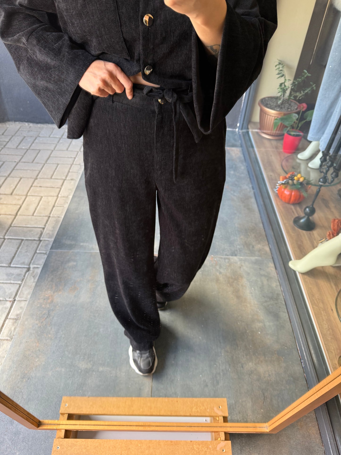 Doriko Siyah Kadife Takım