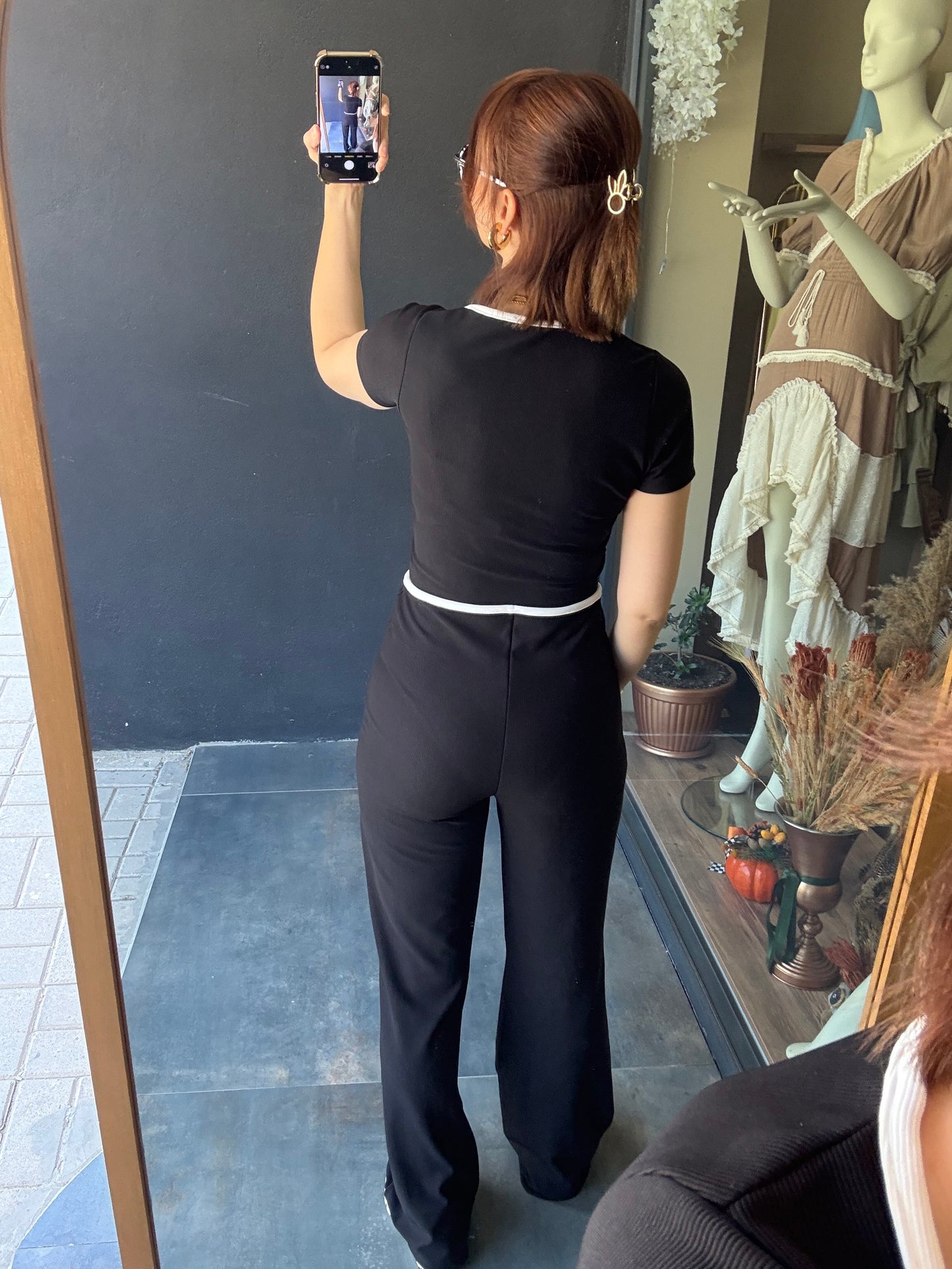 Monica Siyah Sale Takım