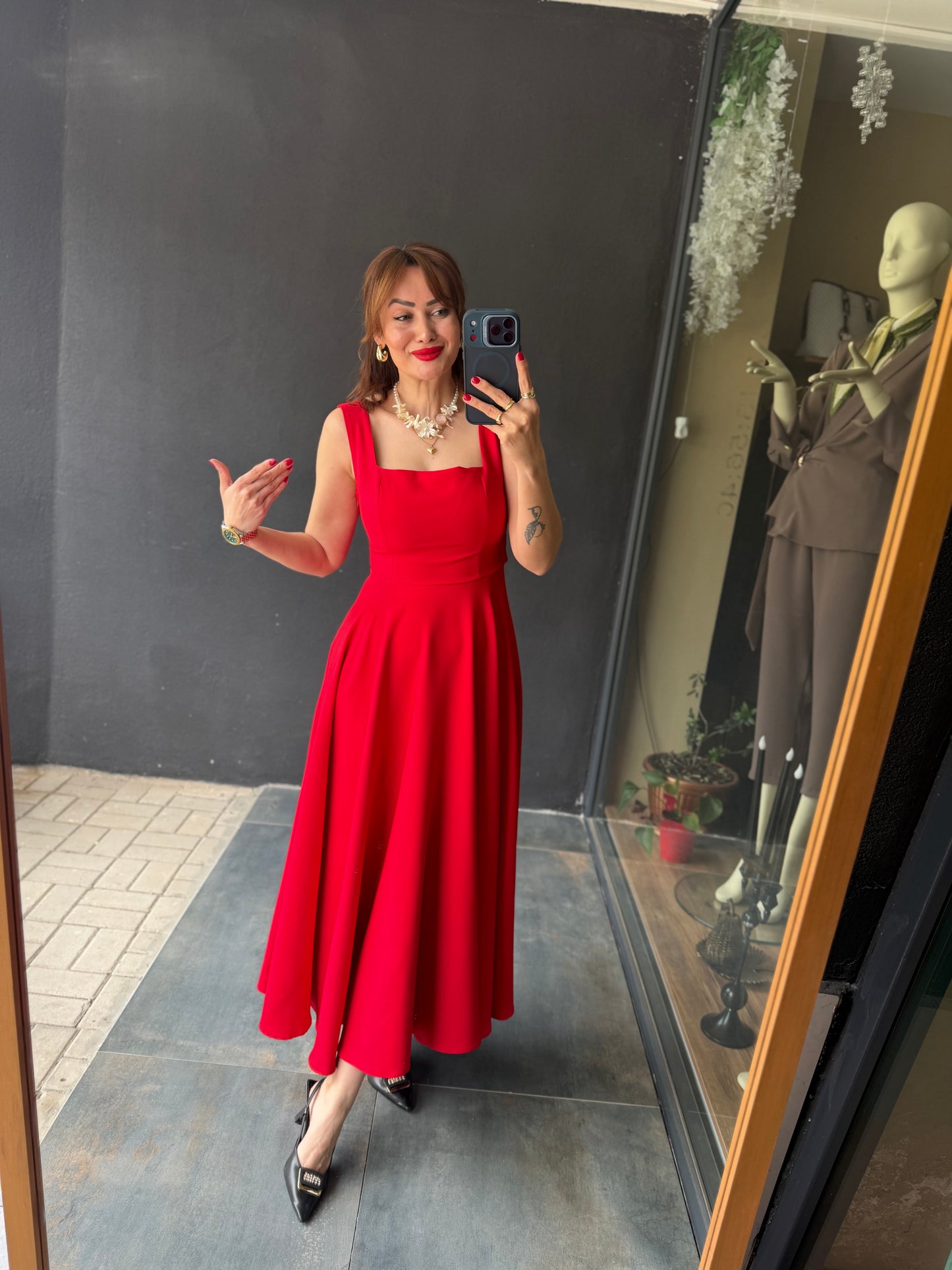 Mathilda Kırmızı Midi Elbise