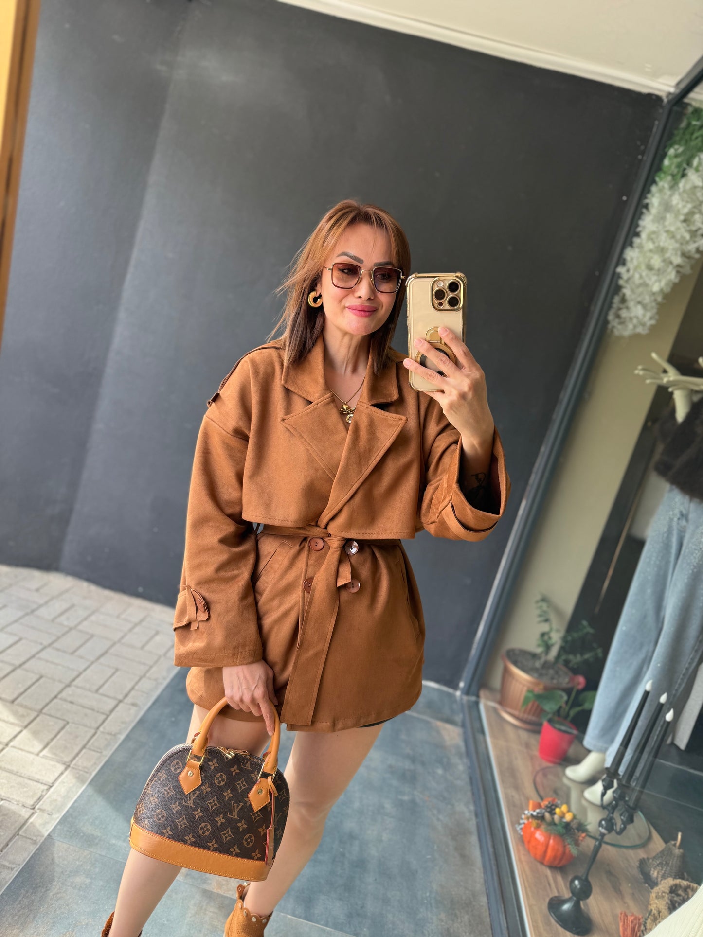 Table Tarçın Trenchcoat