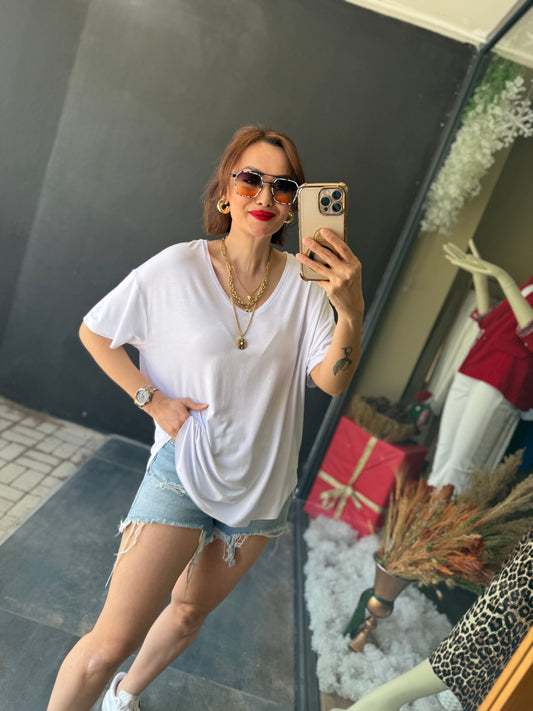 The Secret Beyaz Yuvarlak Yaka Basic