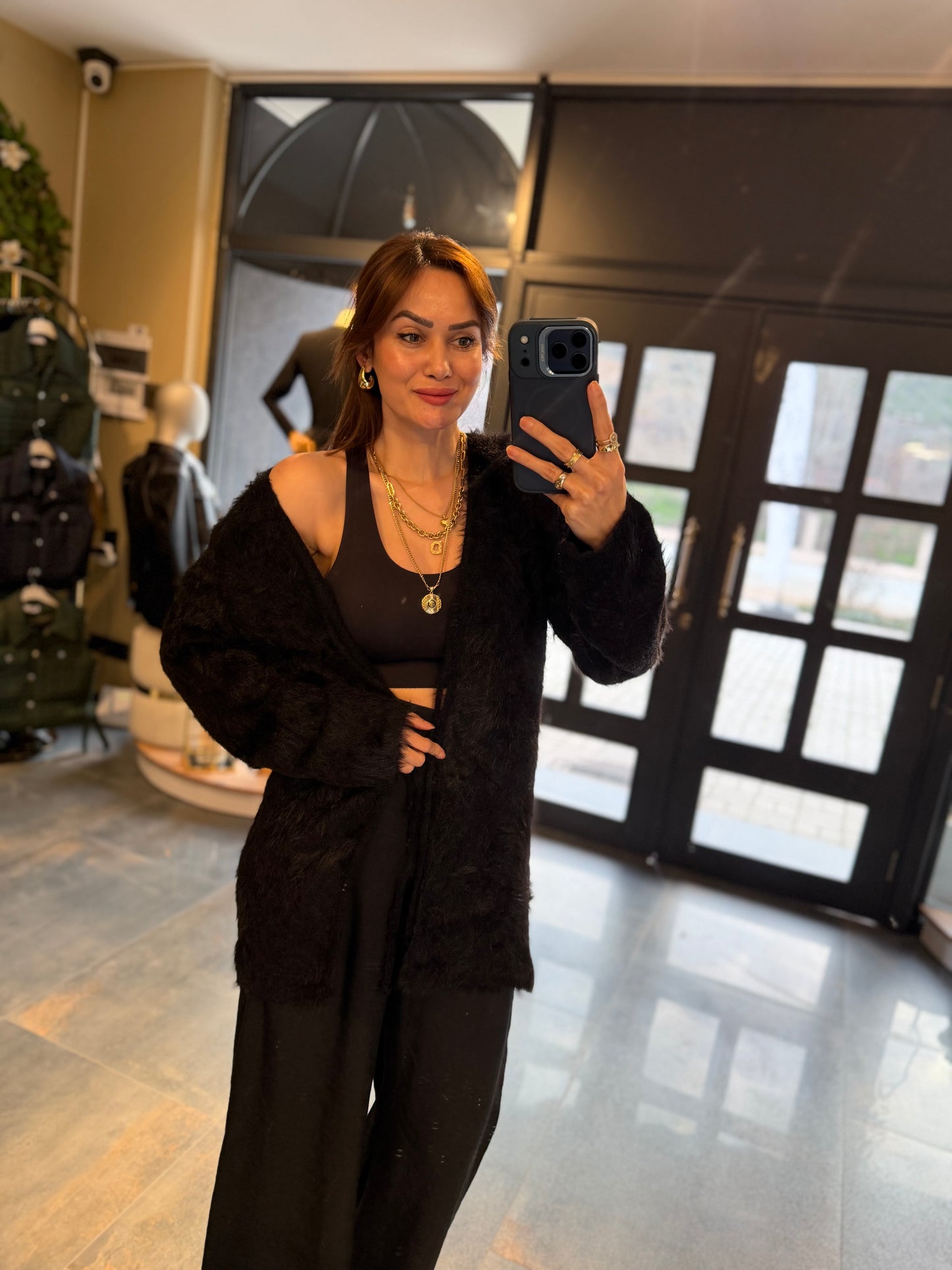 Karnaval Siyah Yumoş Hırka