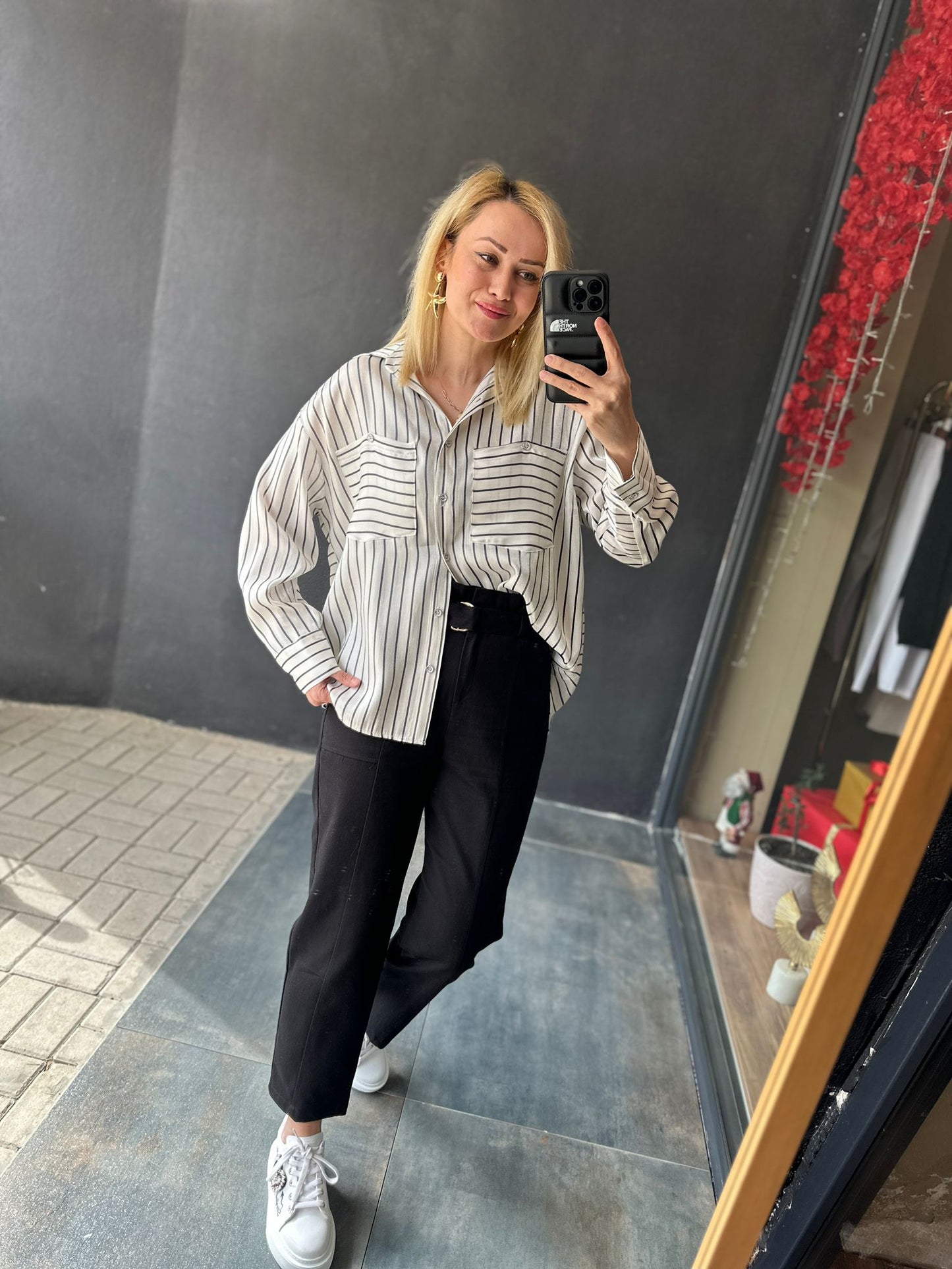 Tosca Siyah Kemerli Pantolon