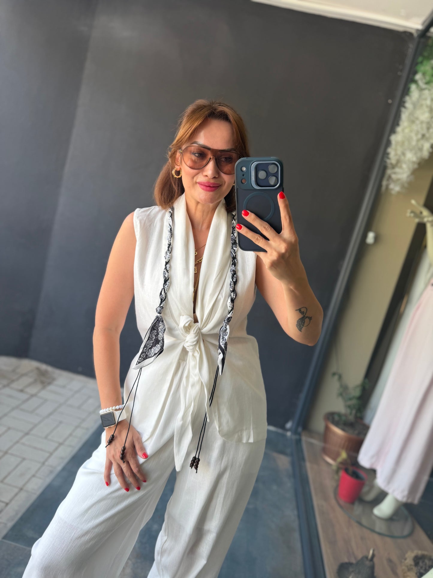 Nora Beyaz Premium Keten Takım