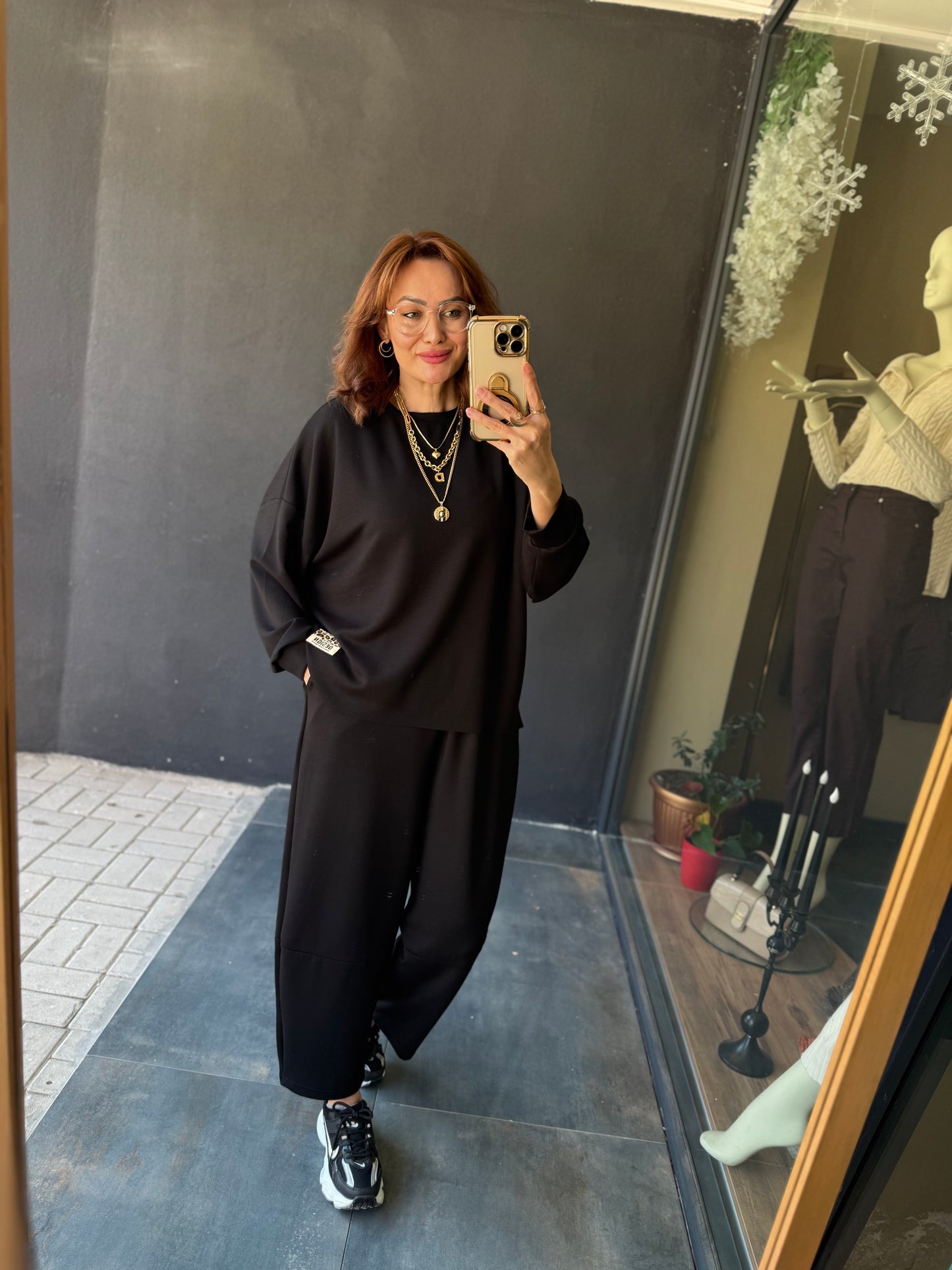 Şayza Siyah Armalı Takım