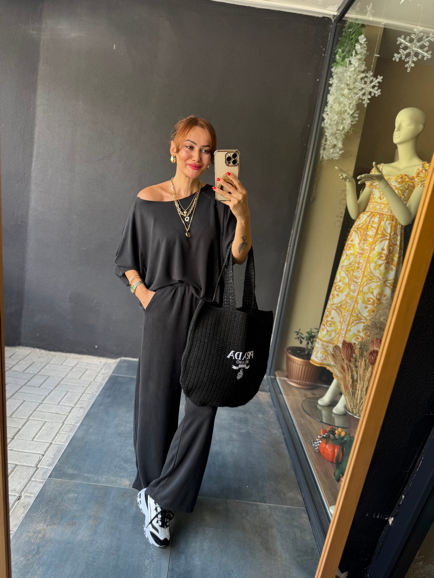 Look Siyah Modal Takım