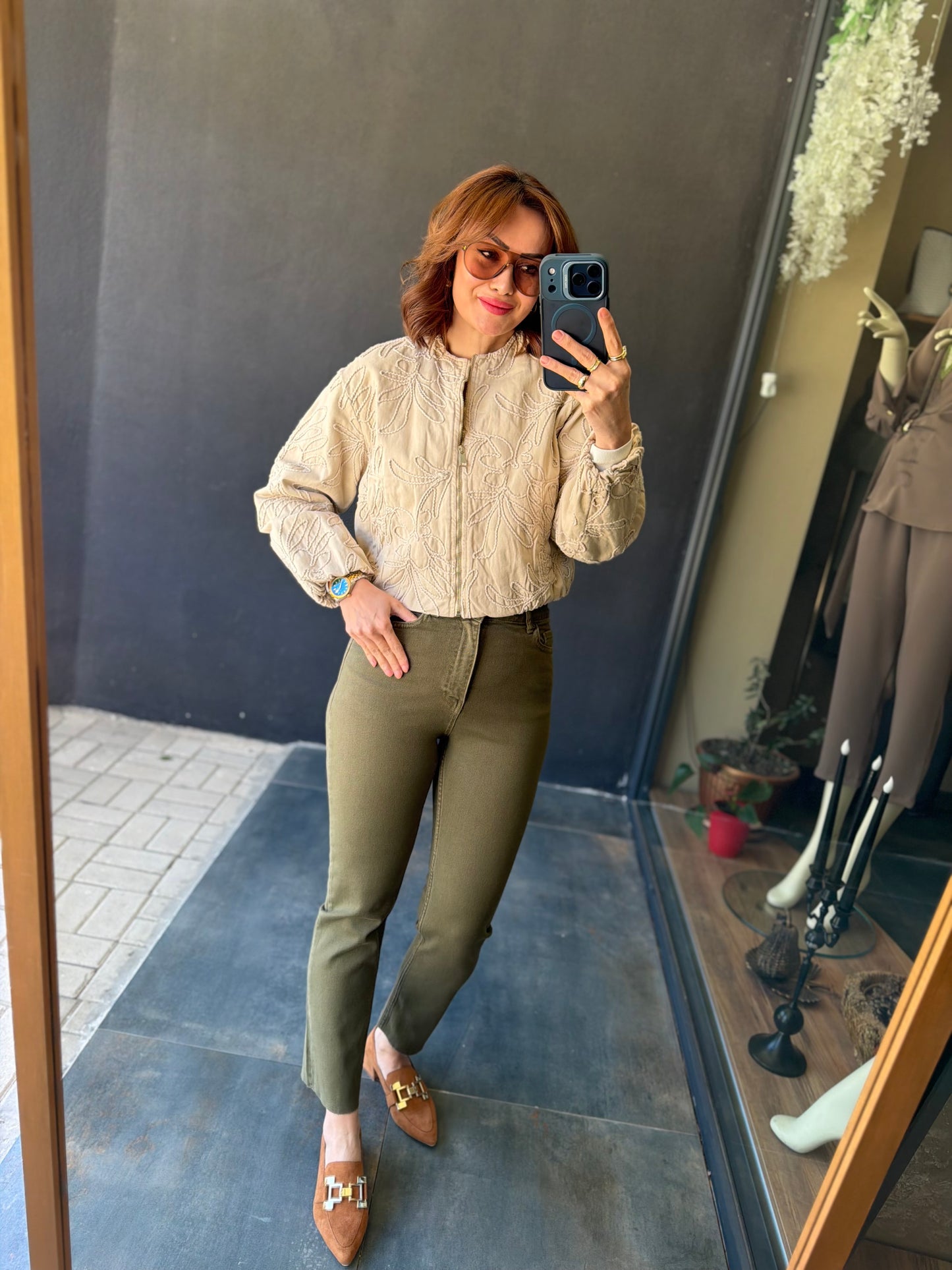 Nefsi Nakışlı Bomber Ceket