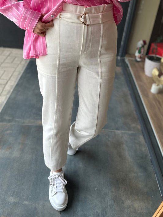 Tosca Beyaz Kemerli Pantolon