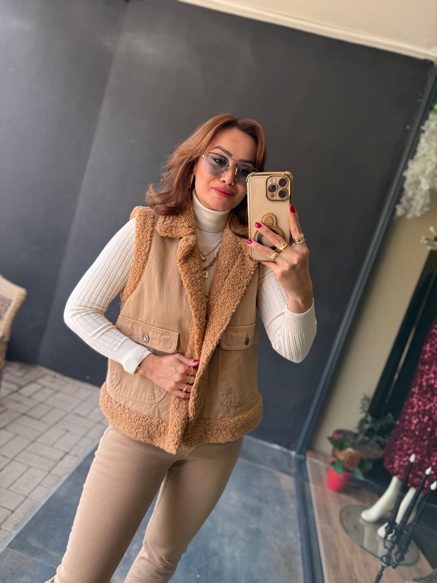 Xlove Bej İçi Peluş Yelek